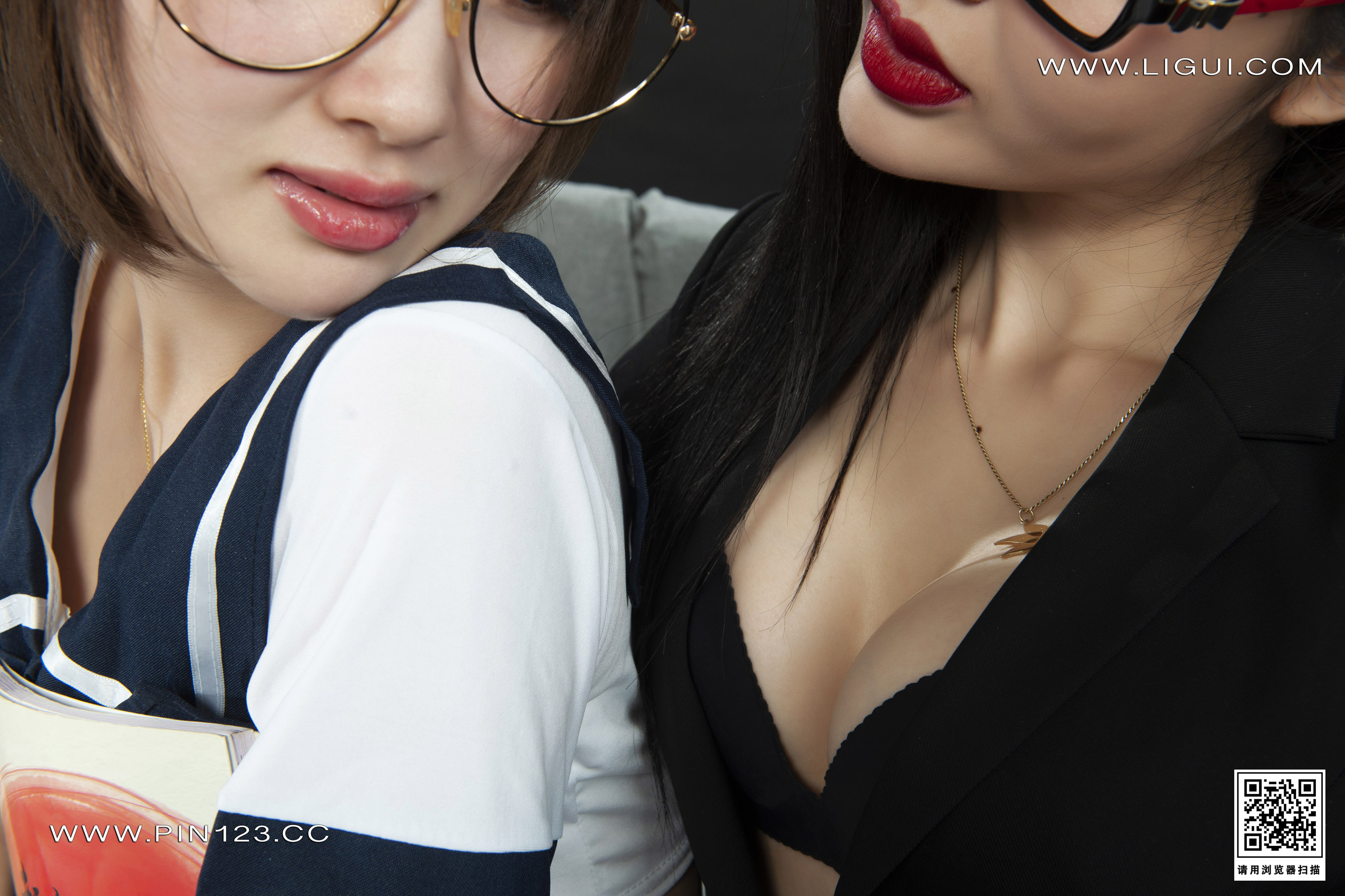 Foot Fetish Twin Flowers 116