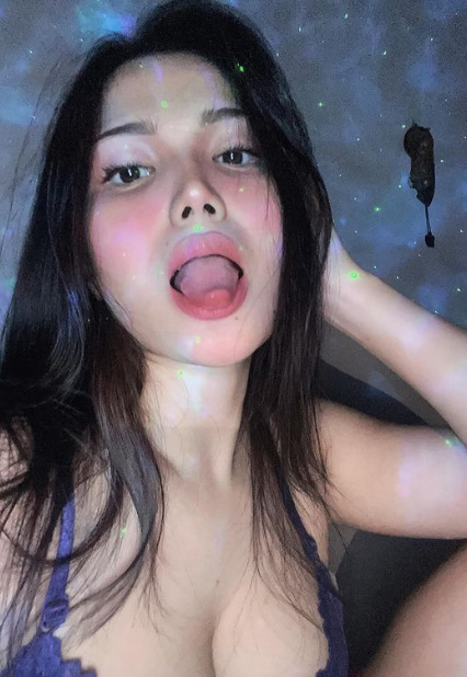 looking makes it uuhhooott_175