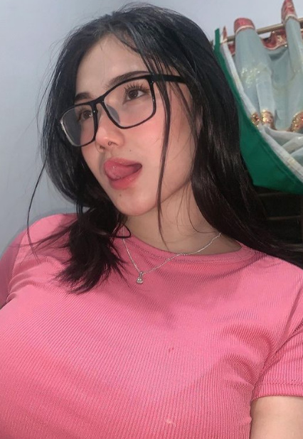 looking makes it uuhhooott_175