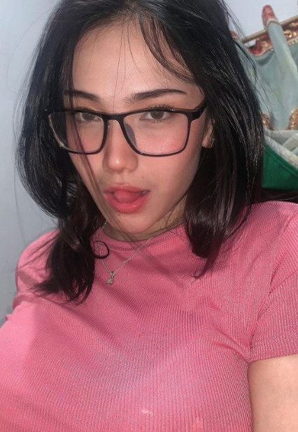 looking makes it uuhhooott_175