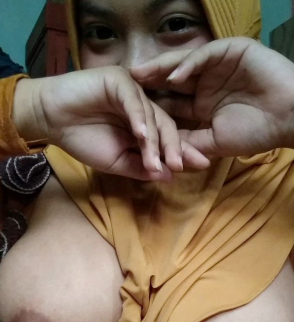 looking makes it uuhhooott_183