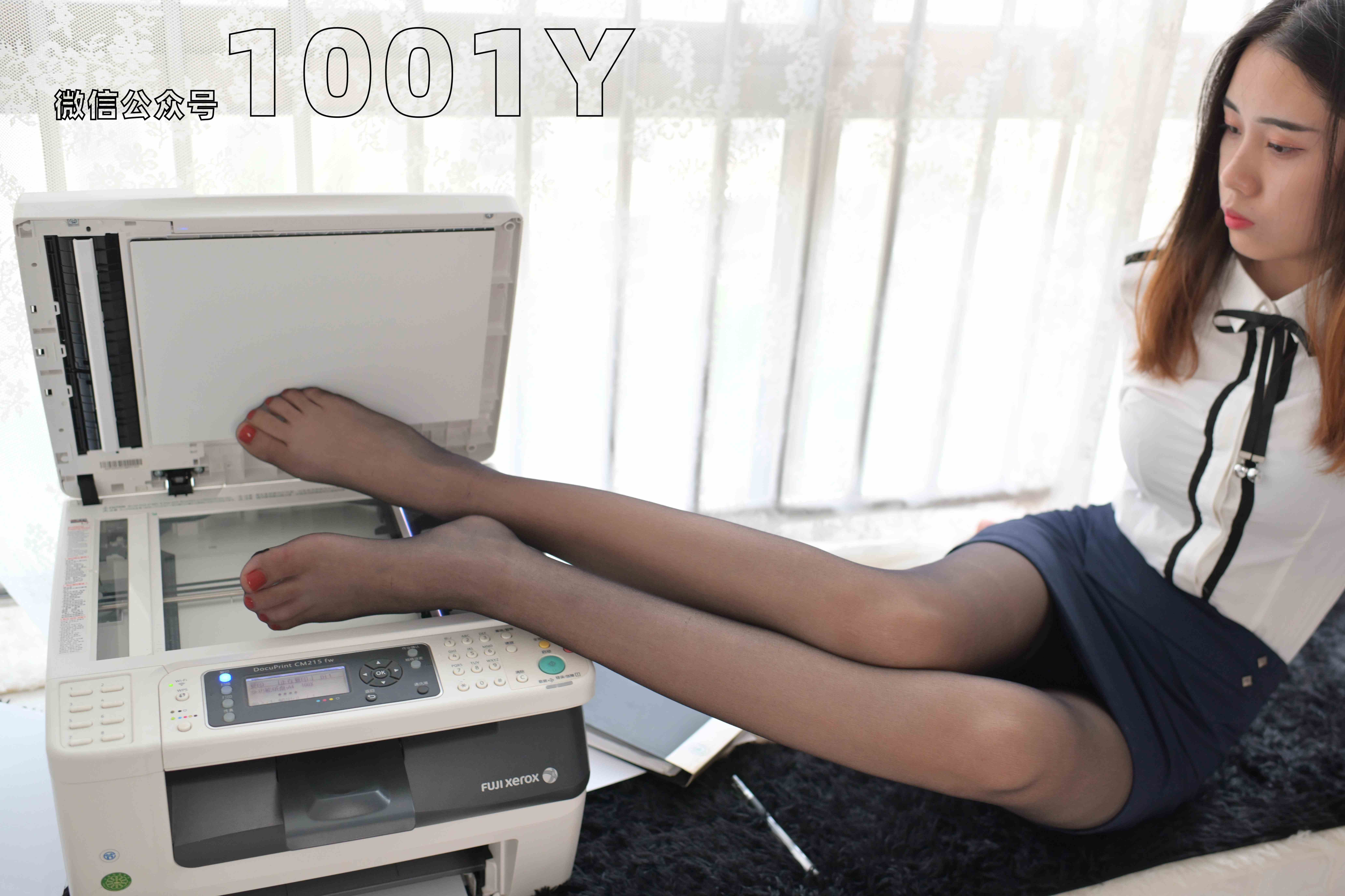 China Beauty Legs and feet 768-3