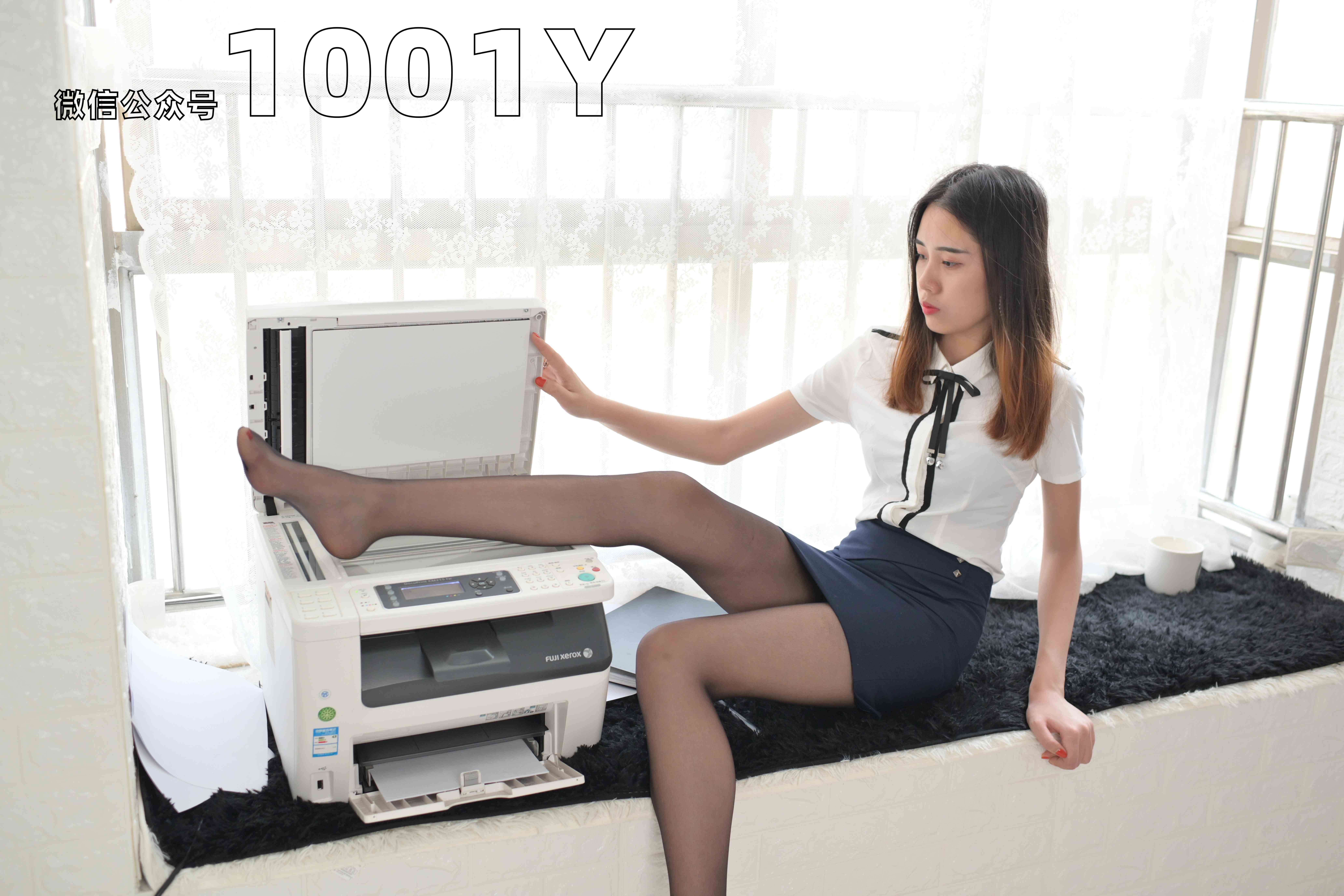 China Beauty Legs and feet 768-3