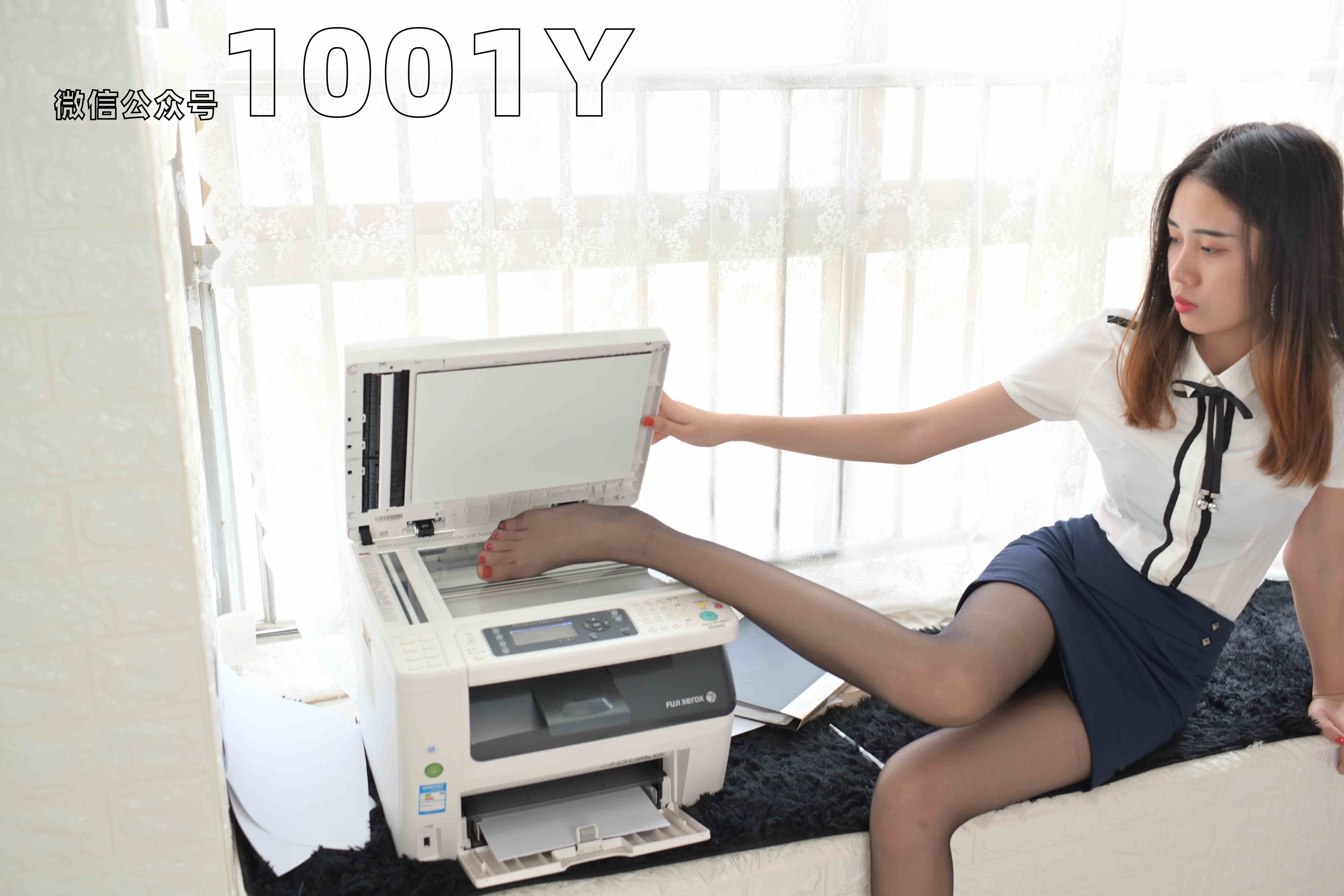 China Beauty Legs and feet 768-3