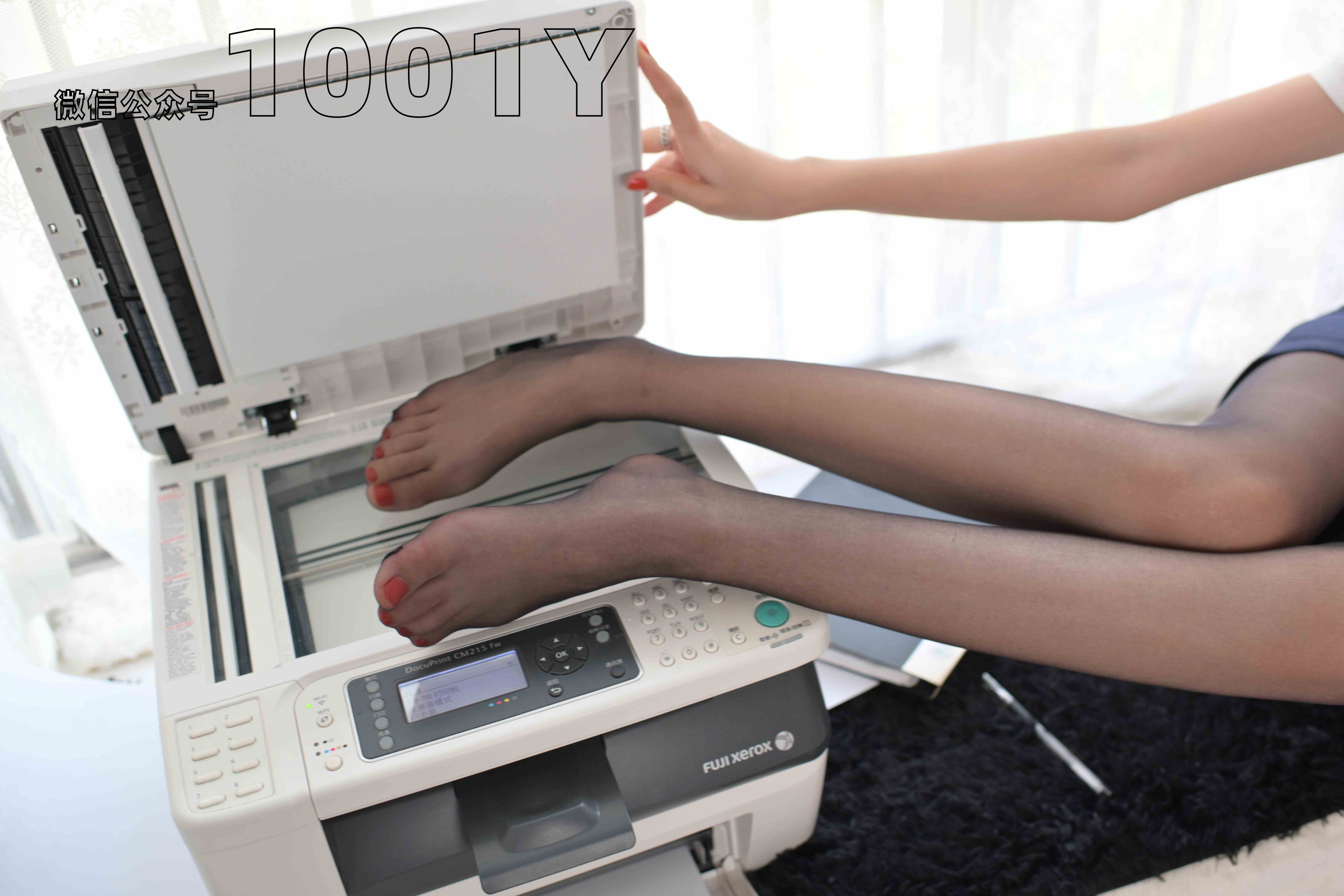 China Beauty Legs and feet 768-3