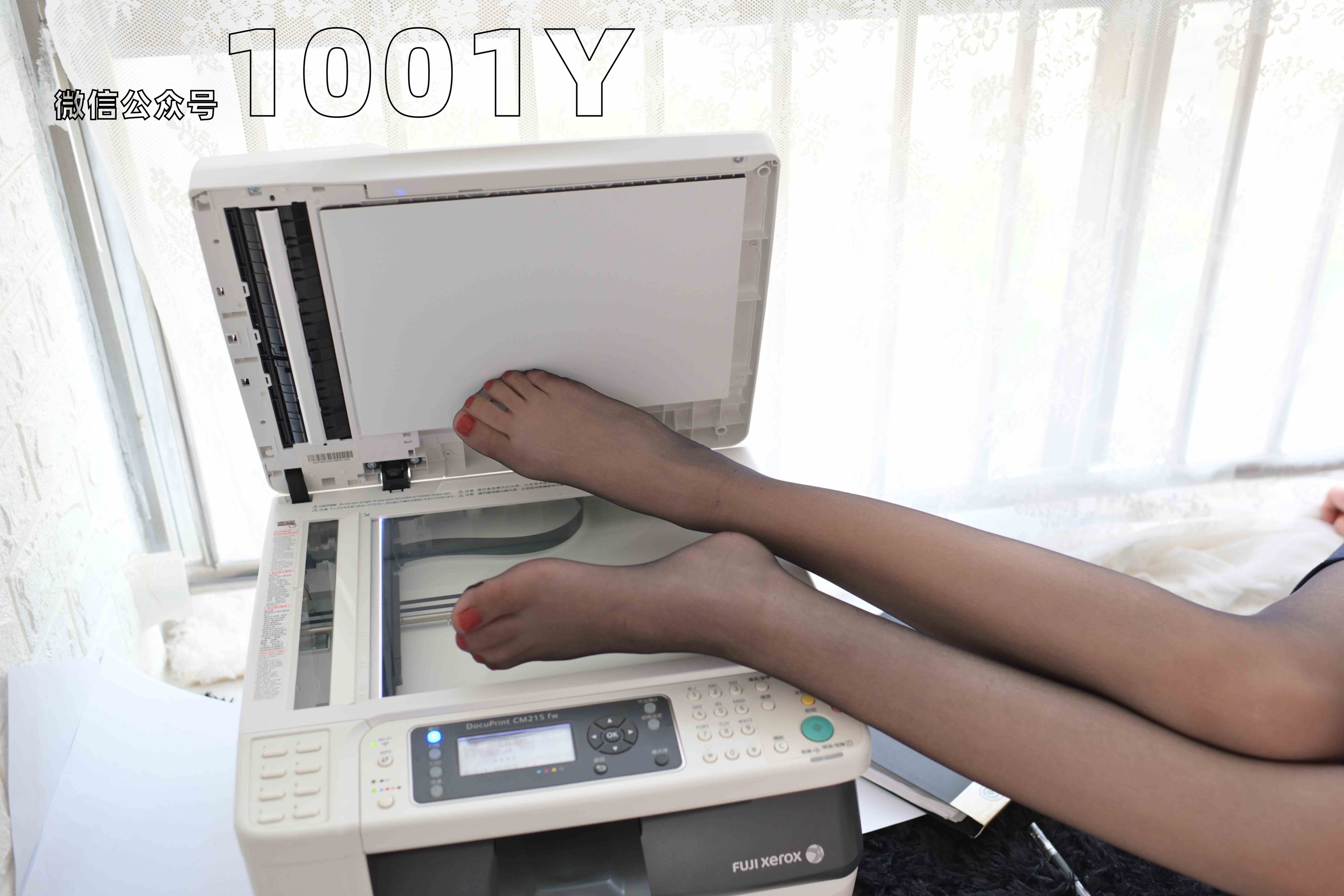 China Beauty Legs and feet 768-3