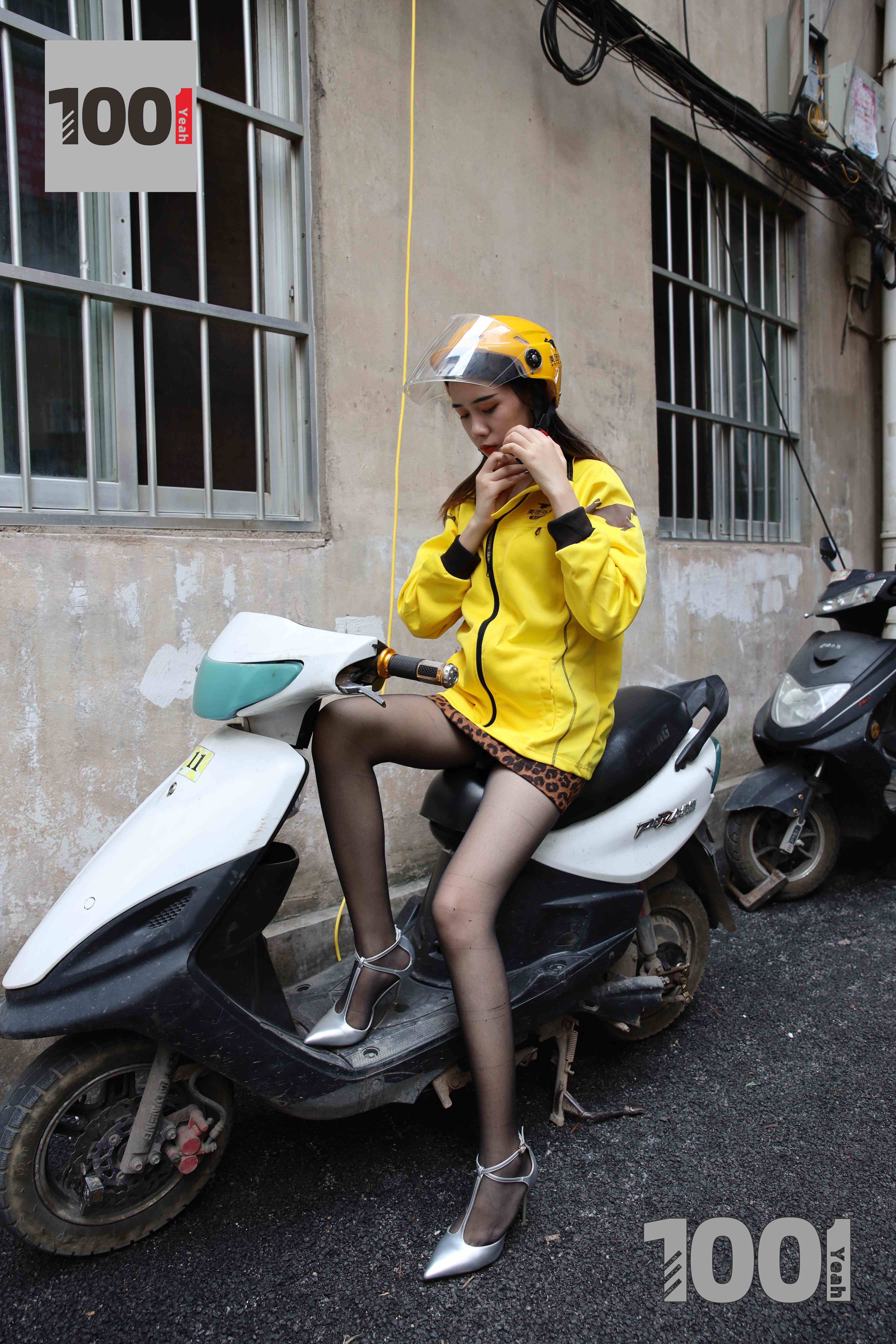 China Beauty Legs and feet 771-1