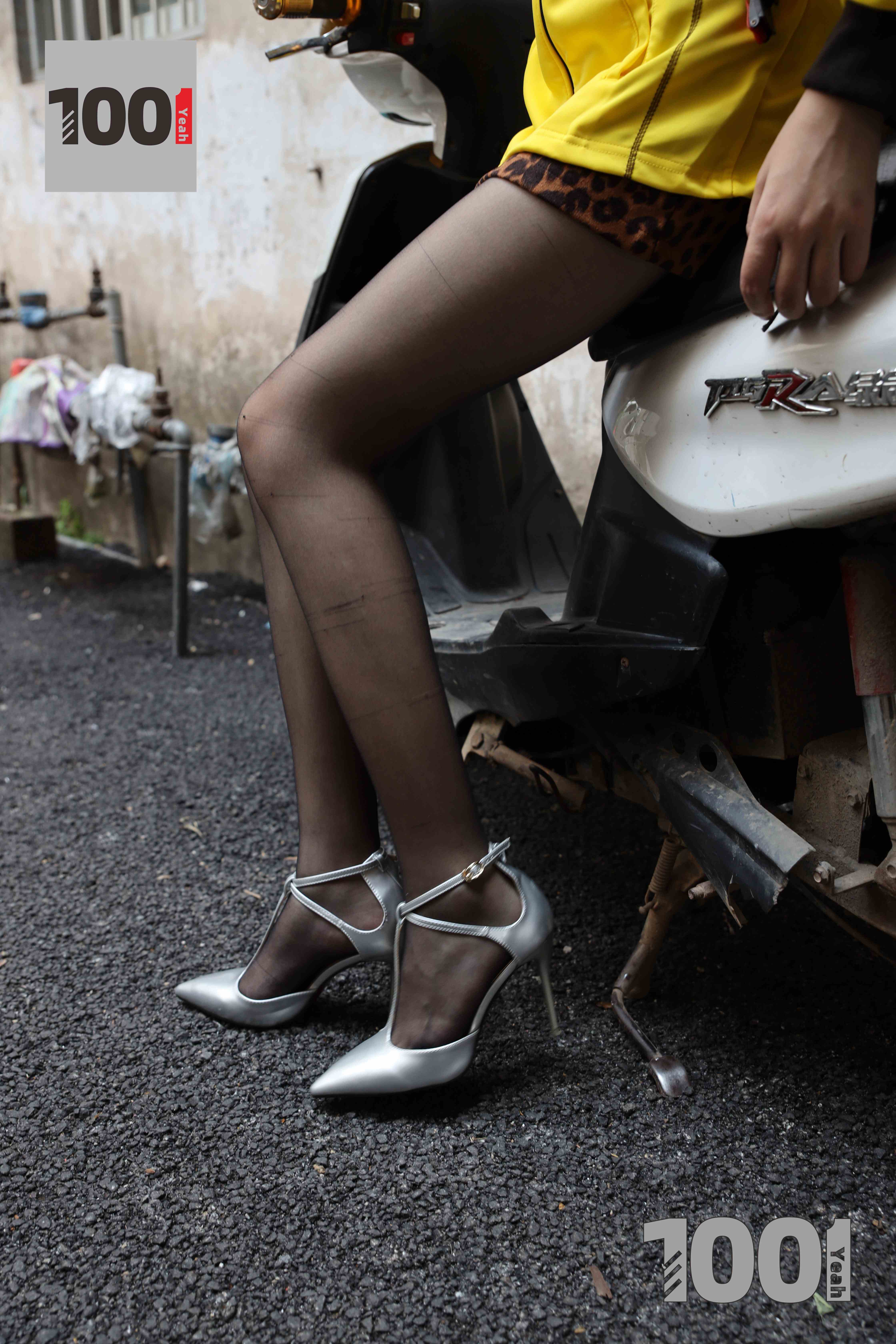 China Beauty Legs and feet 771-1