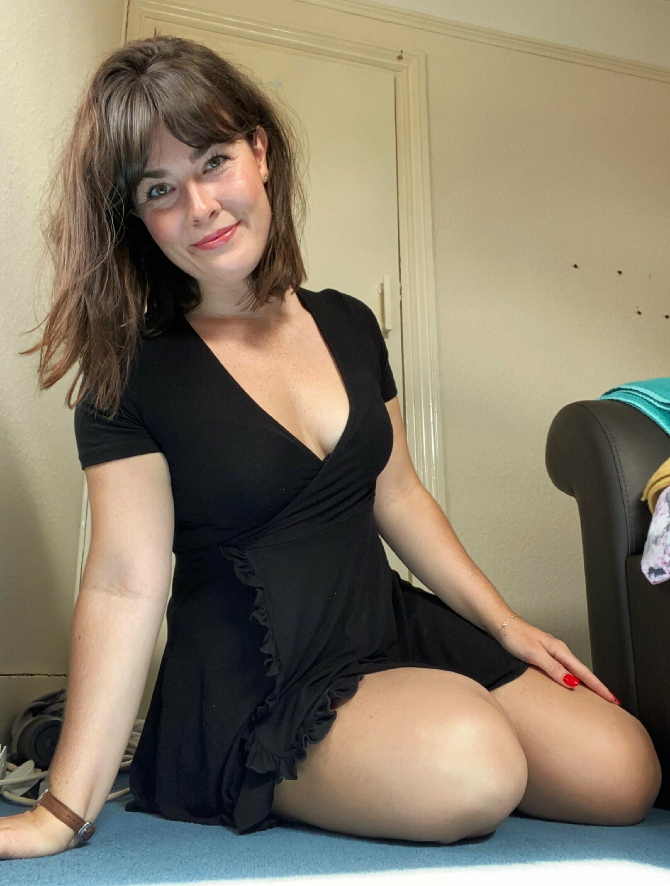 teacher sleeping witch students