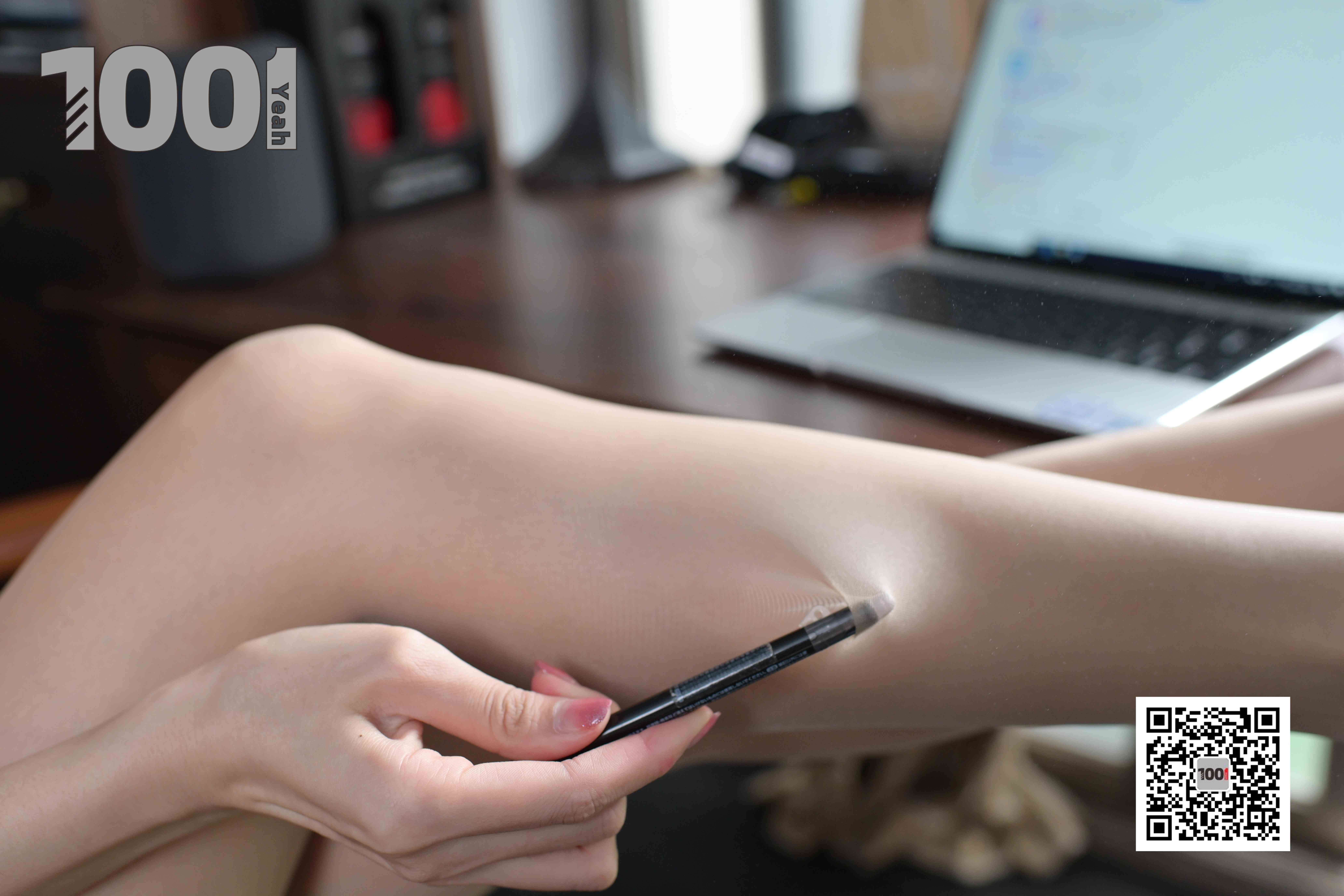 China Beauty Legs and feet 775-1