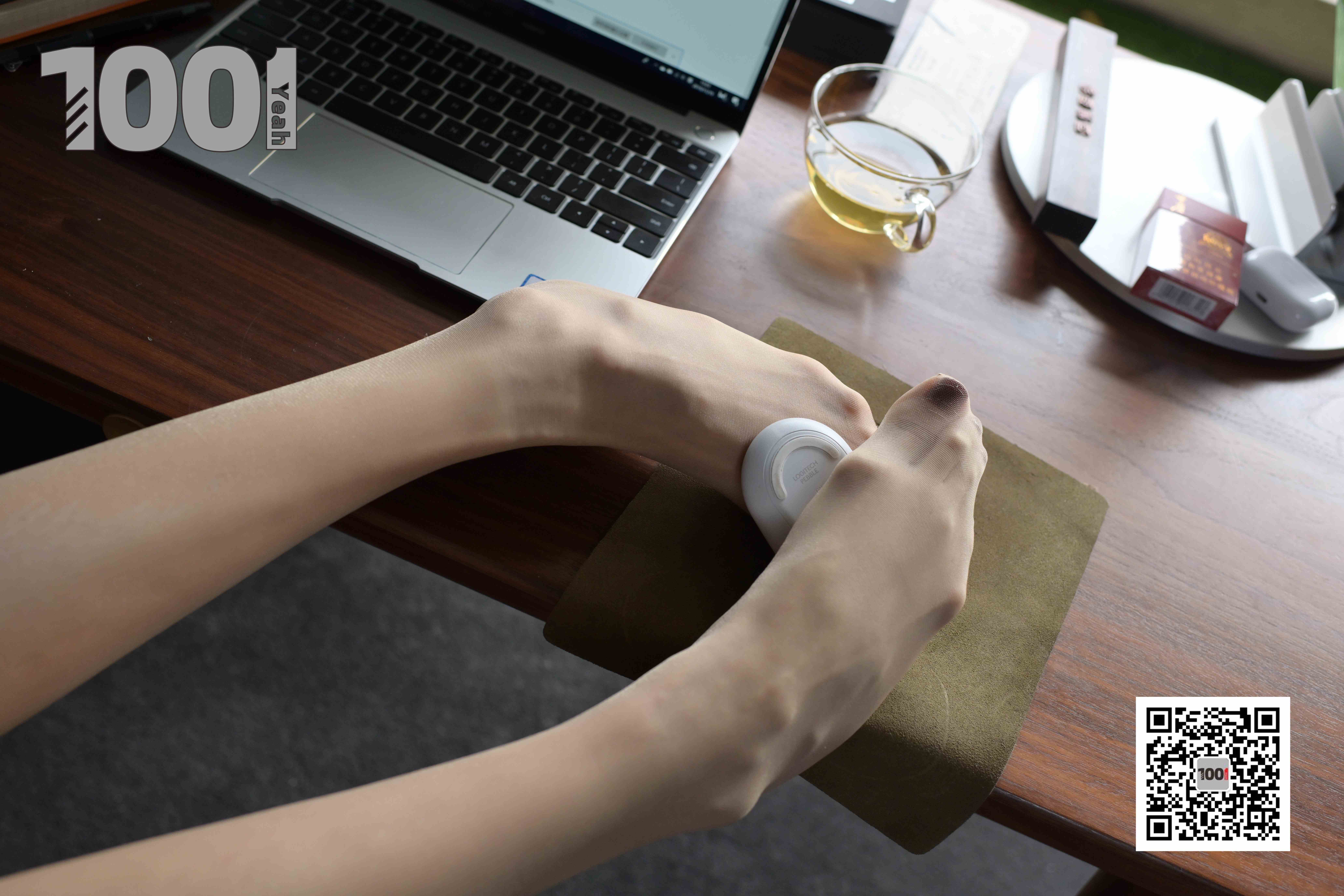 China Beauty Legs and feet 775-2