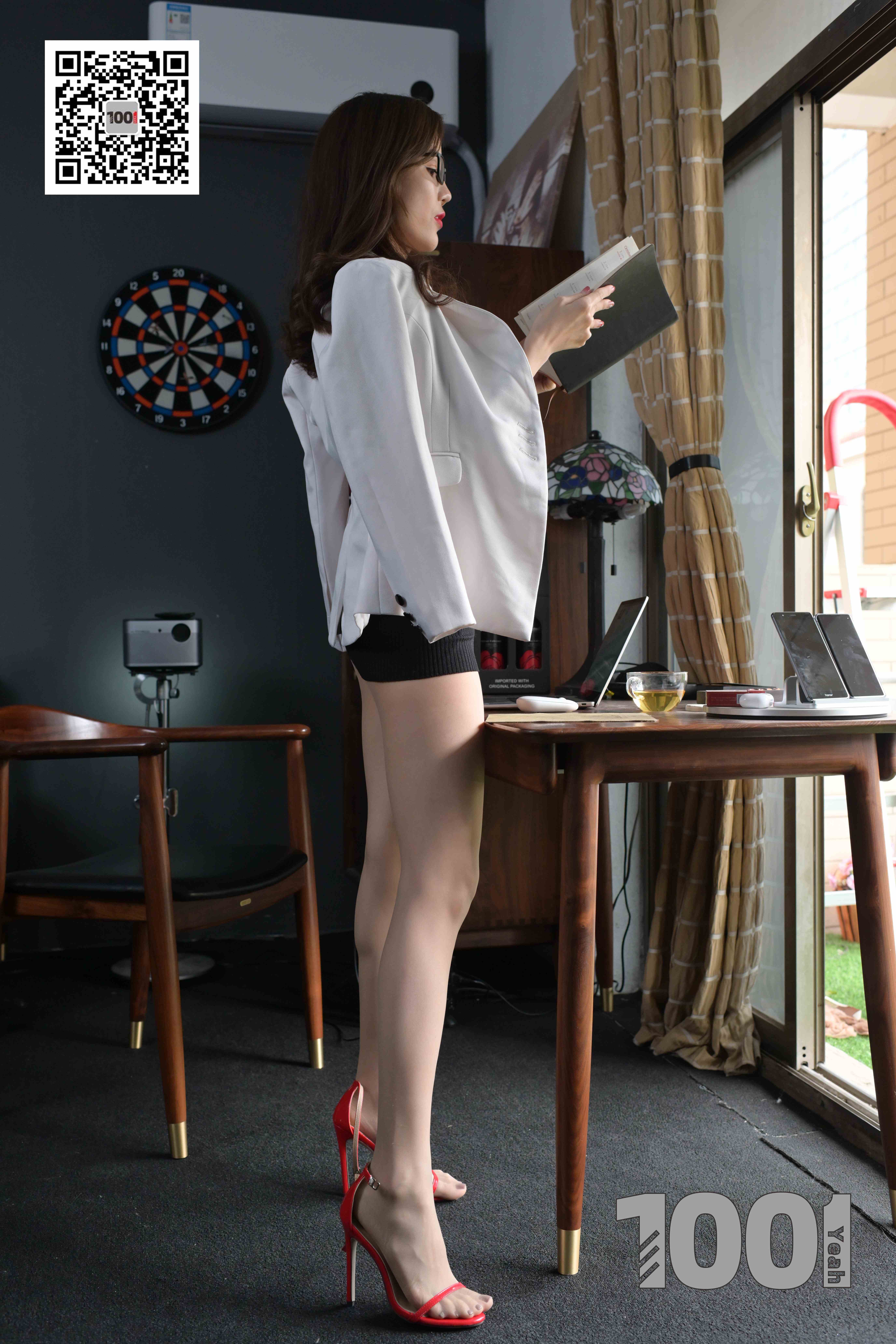 China Beauty Legs and feet 775-2