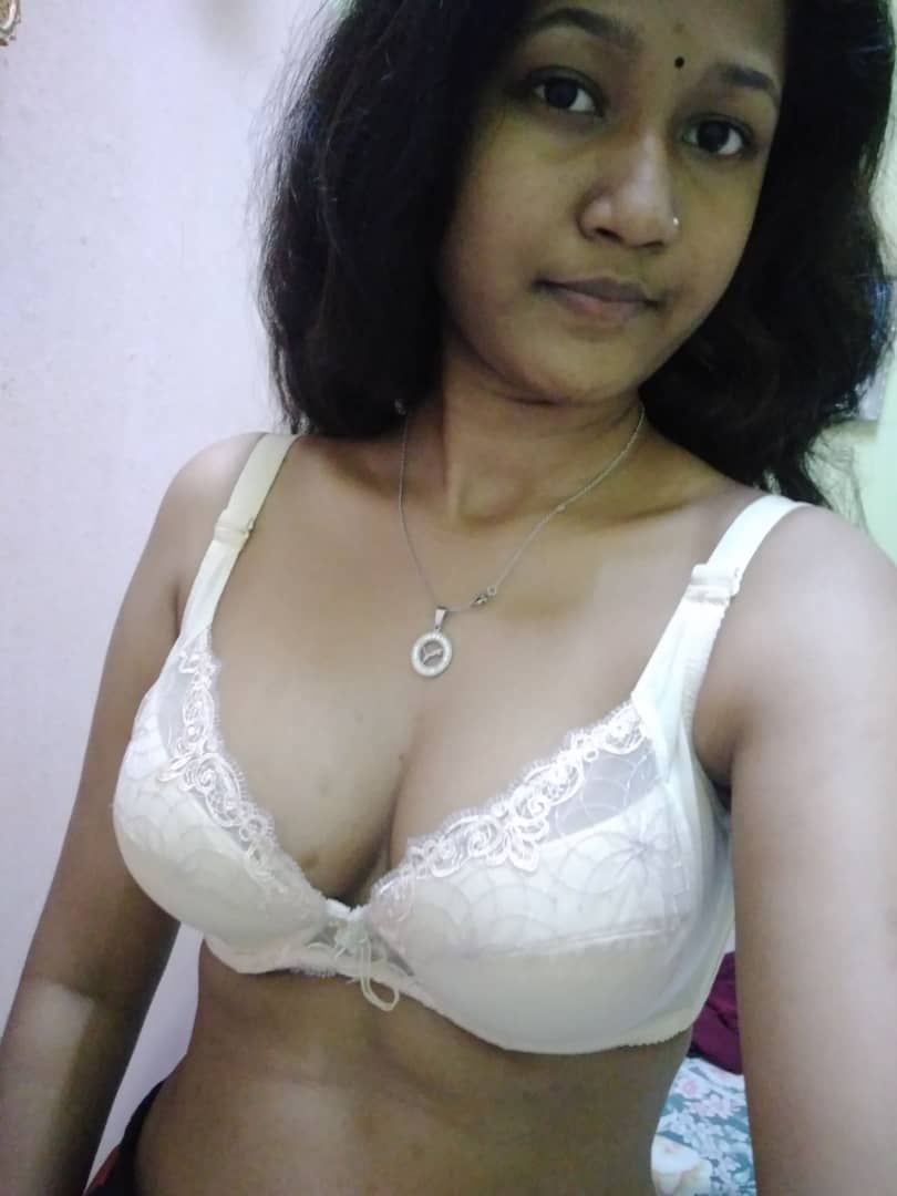 desi indian nude self photo