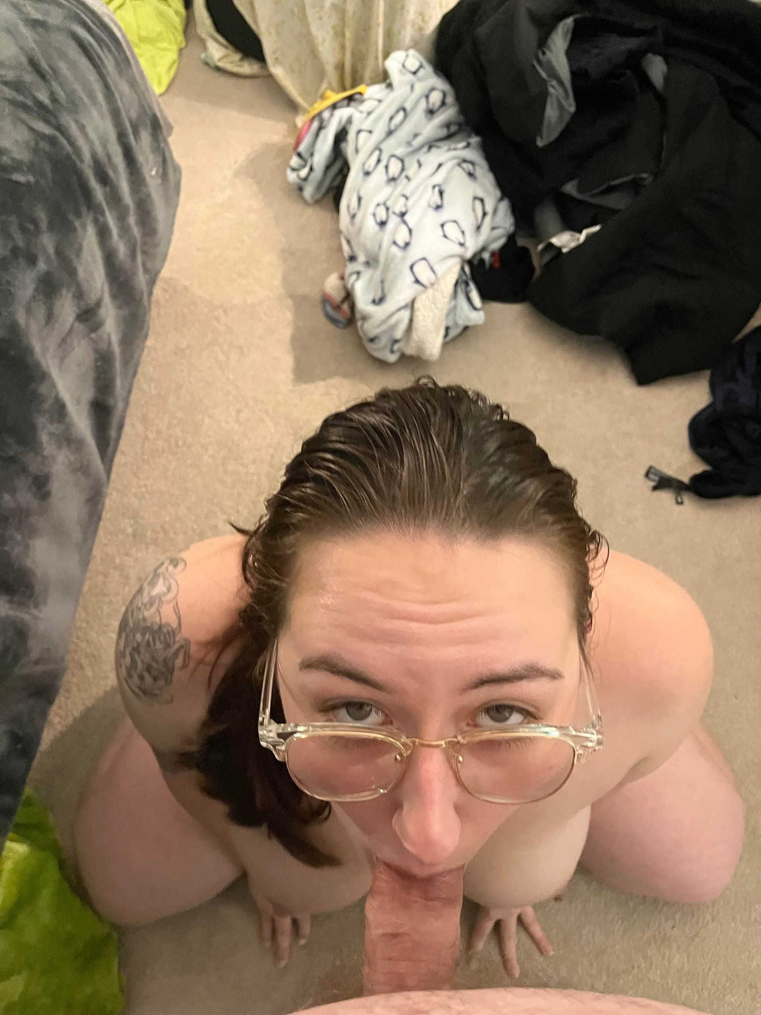 Slut Susan sucks cock and balls