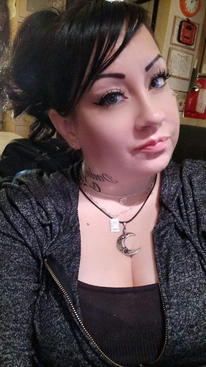 Sexy Latina Webslut Yolanda