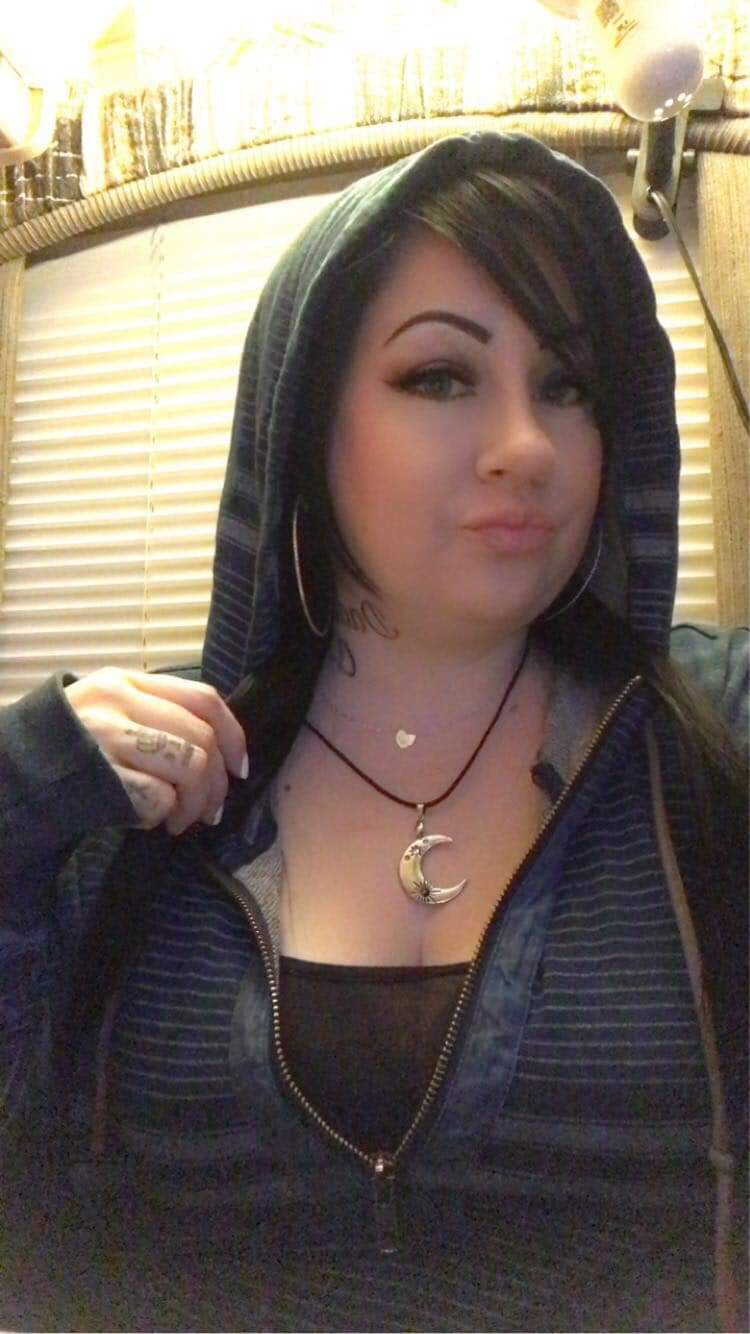 Sexy Latina Webslut Yolanda