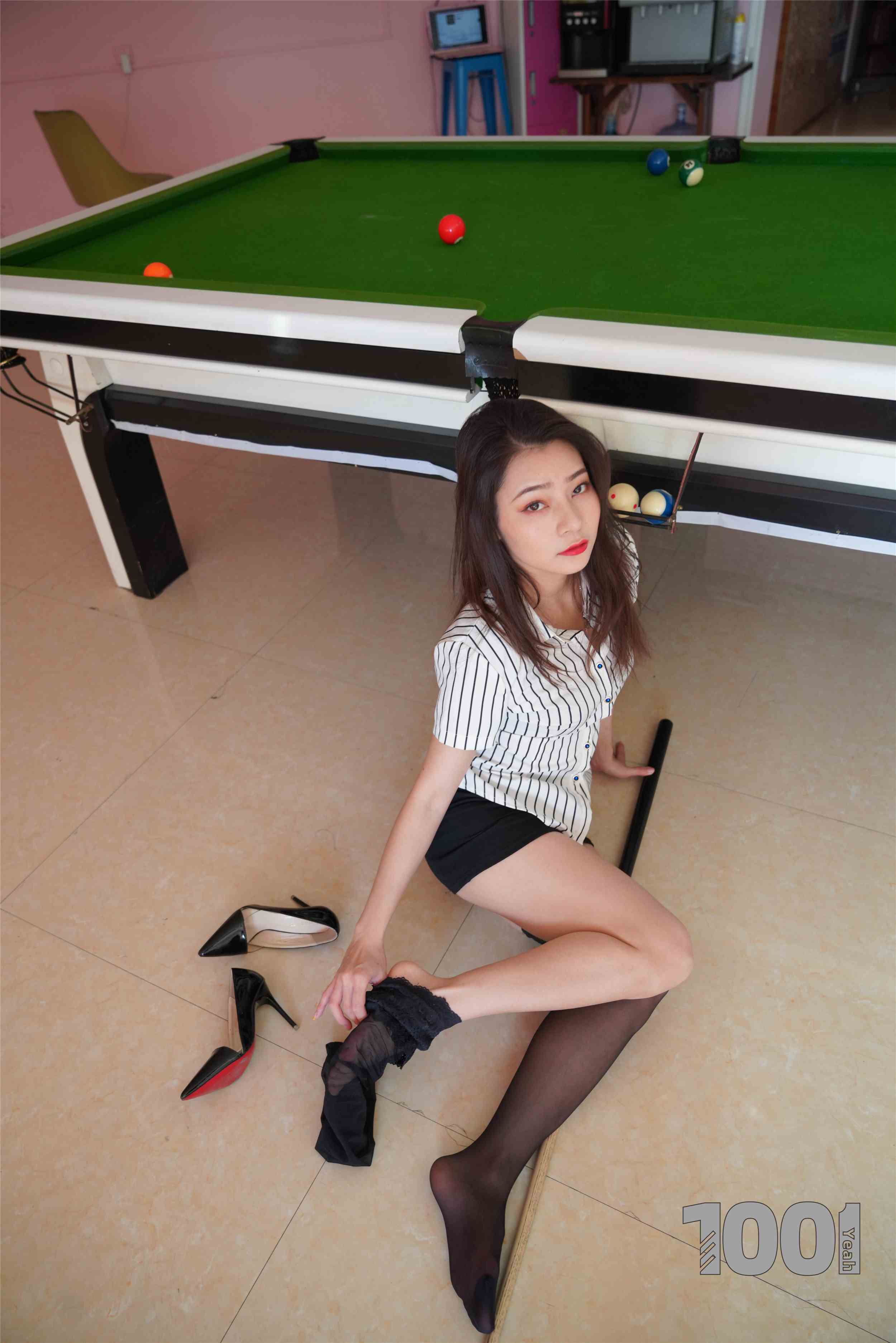 China Beauty Legs and feet 777-4