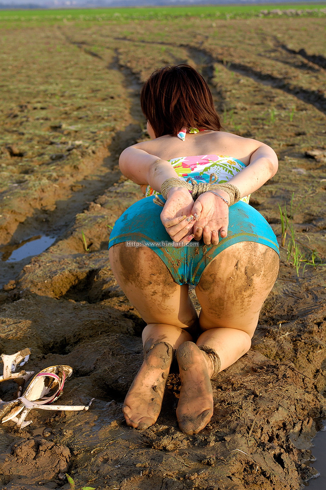 Chinese lady bondage 188