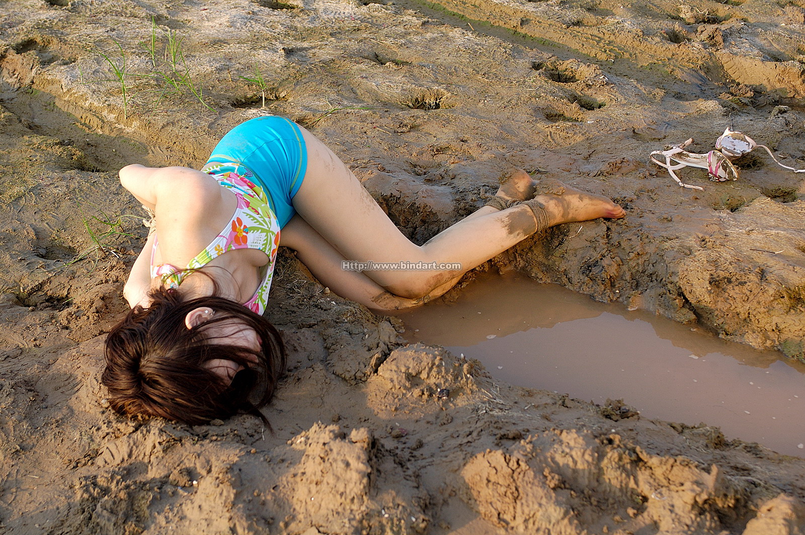 Chinese lady bondage 188