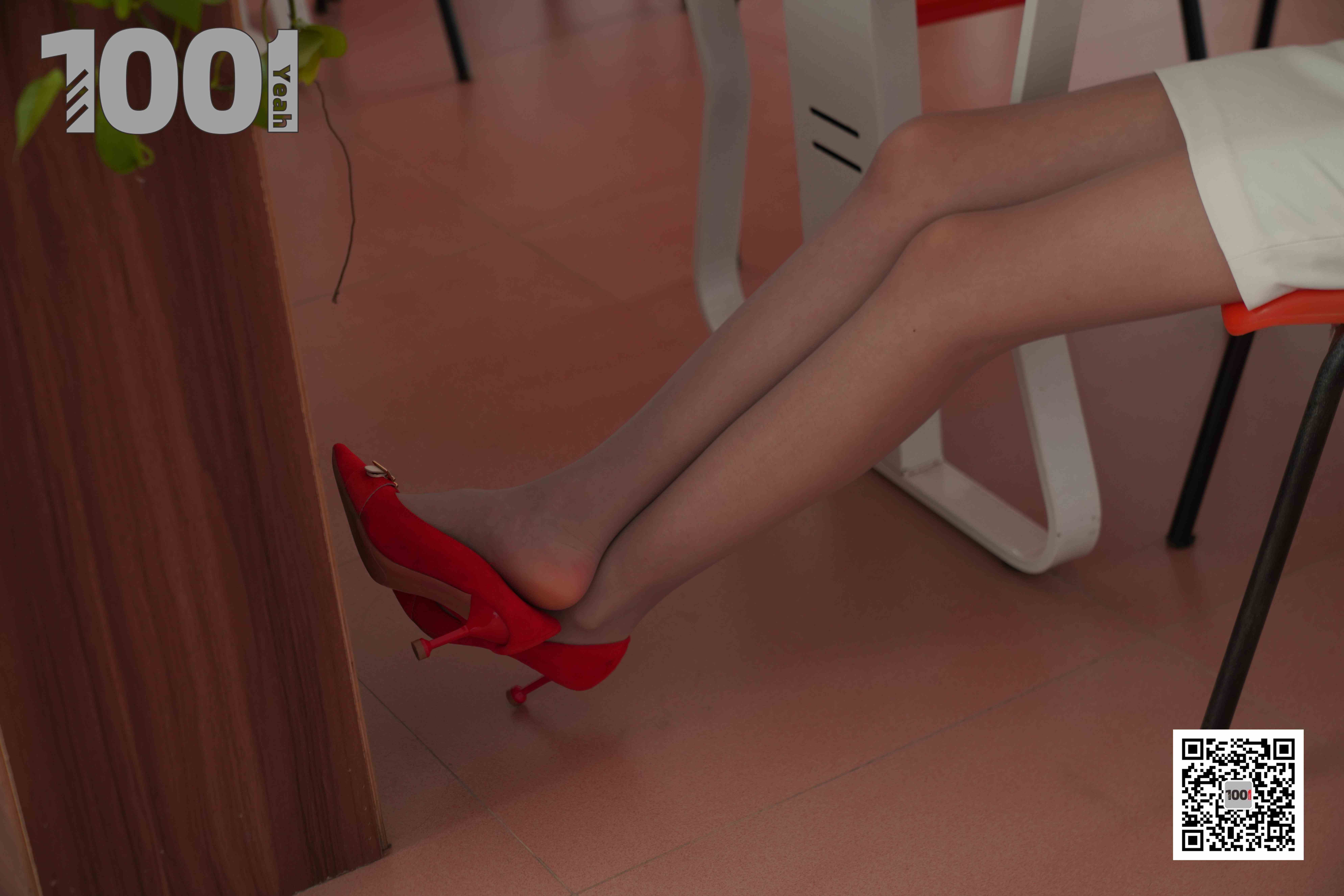 China Beauty Legs and feet 778-4