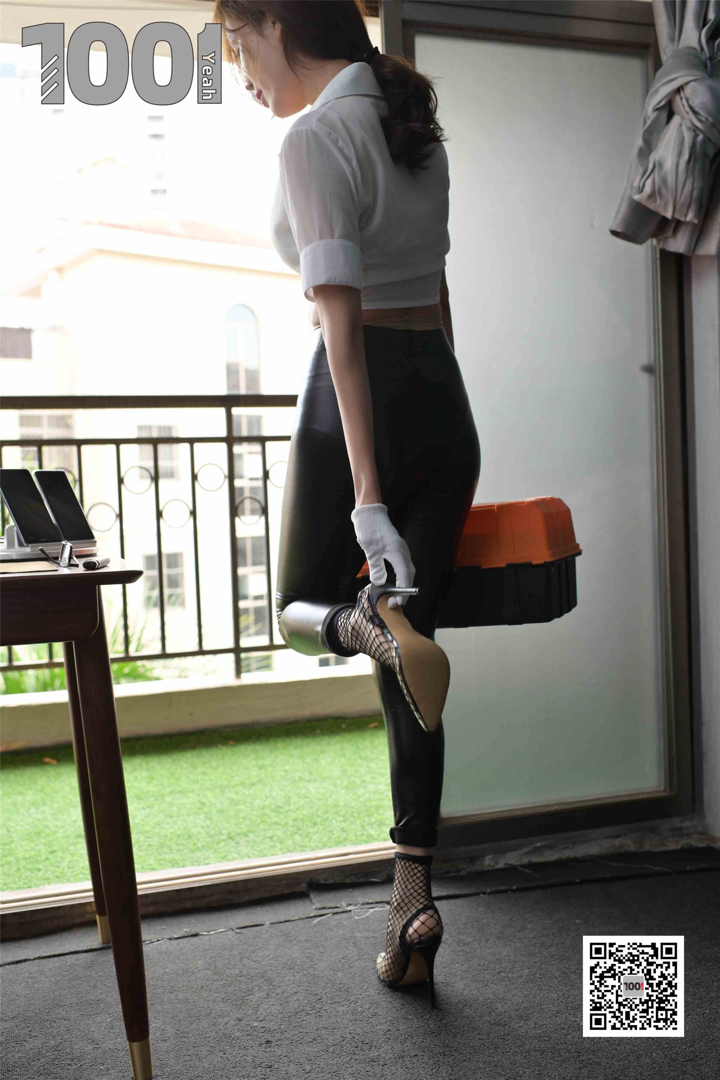 China Beauty Legs and feet 779-1