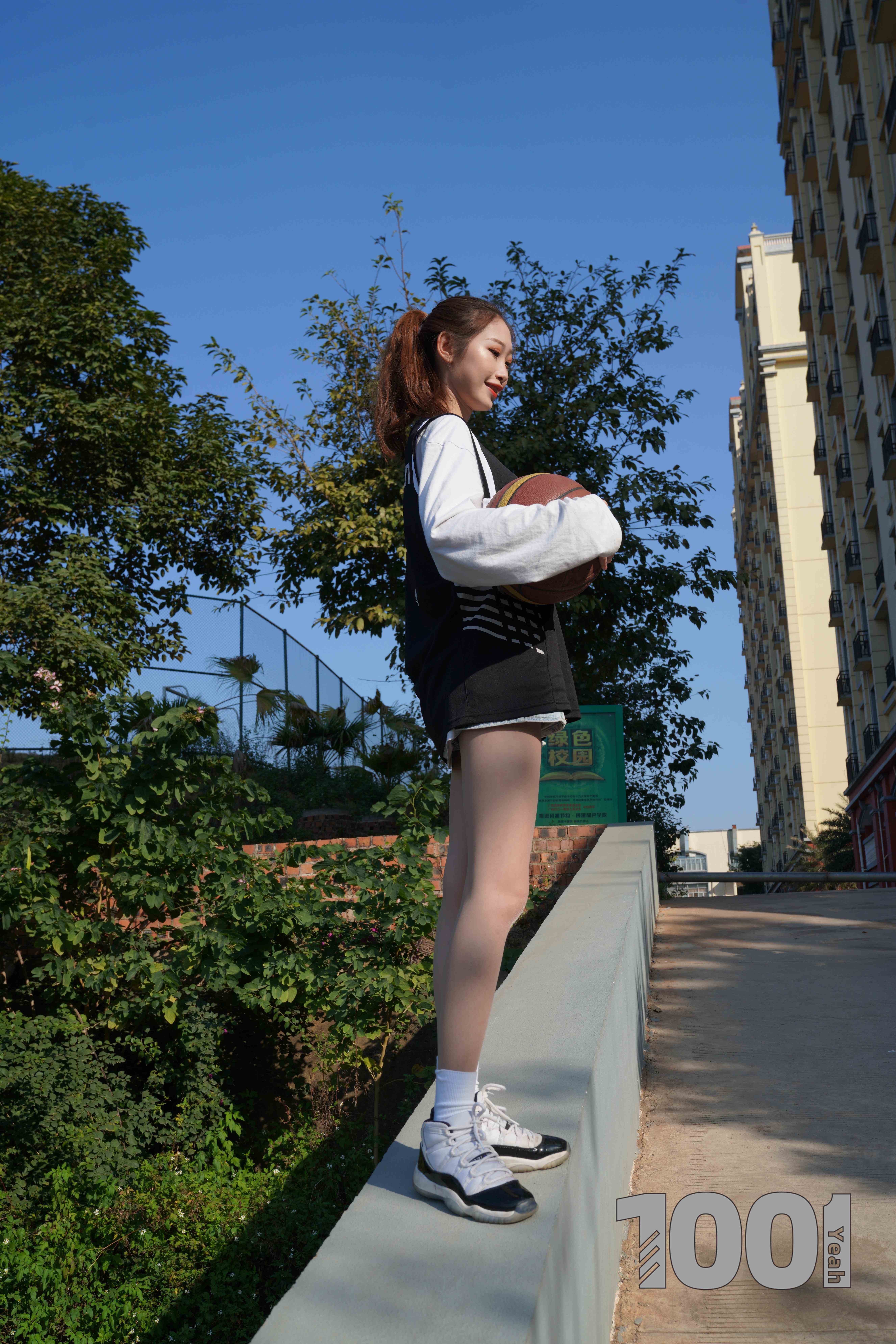 China Beauty Legs and feet 781-1