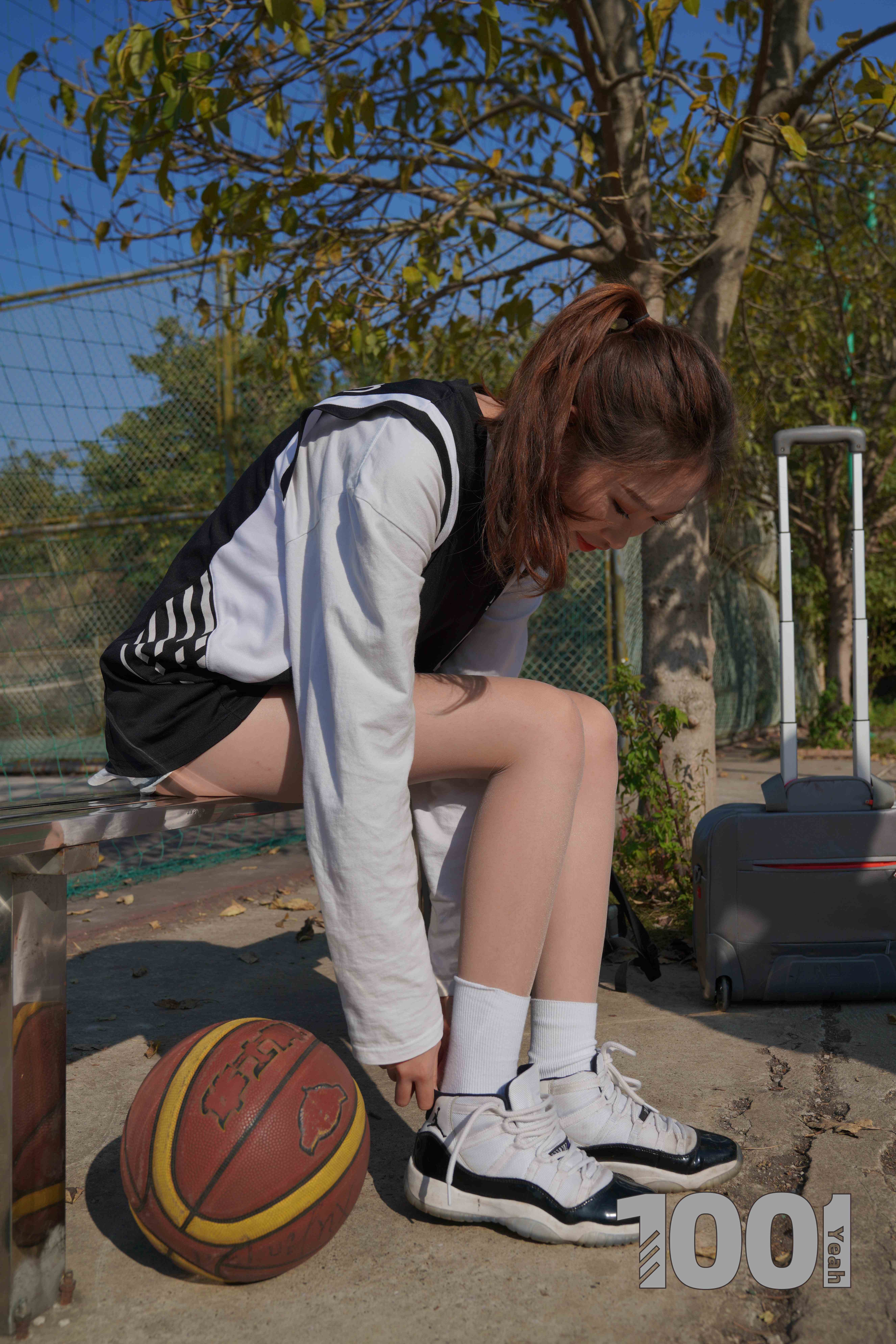 China Beauty Legs and feet 781-1