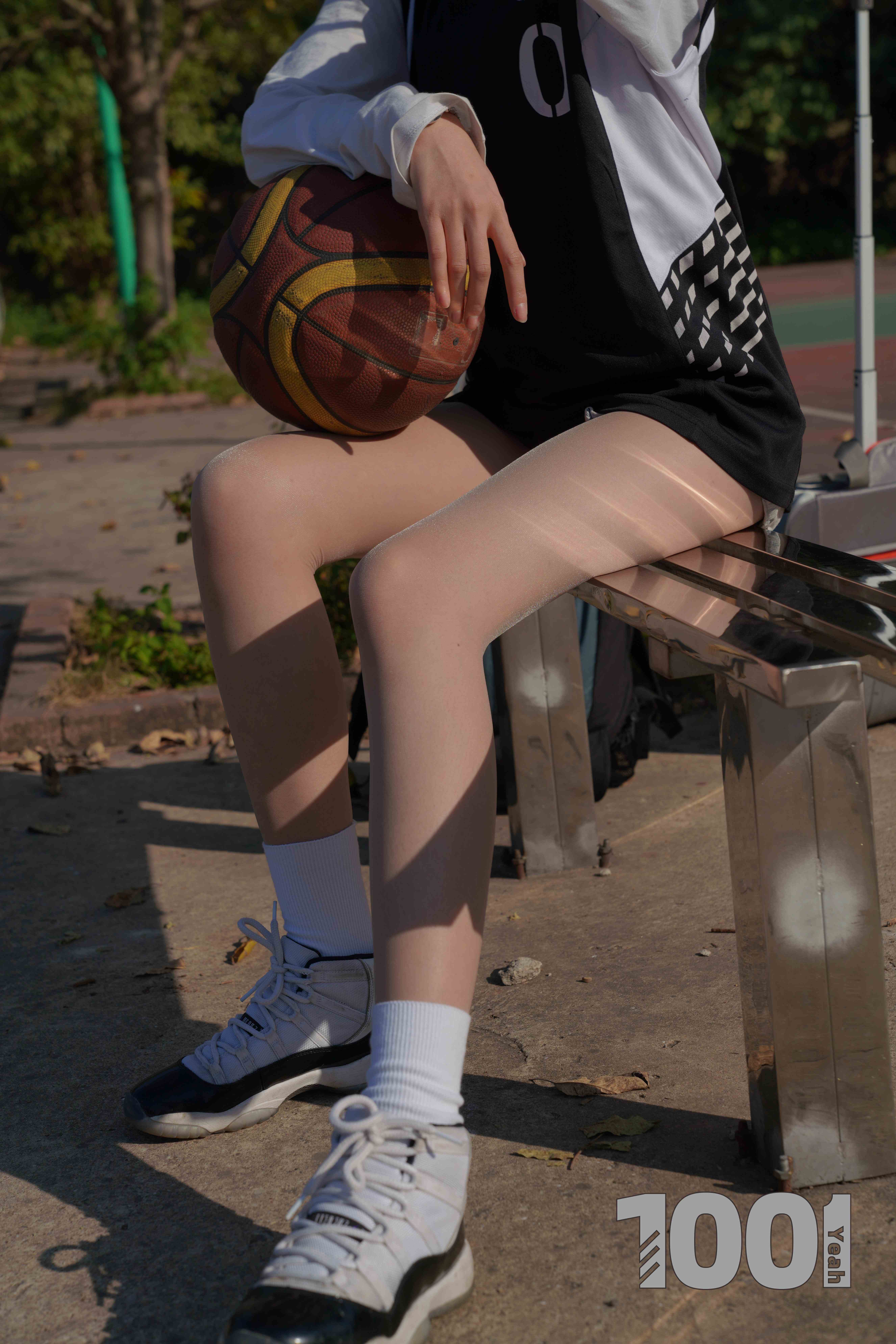 China Beauty Legs and feet 781-1