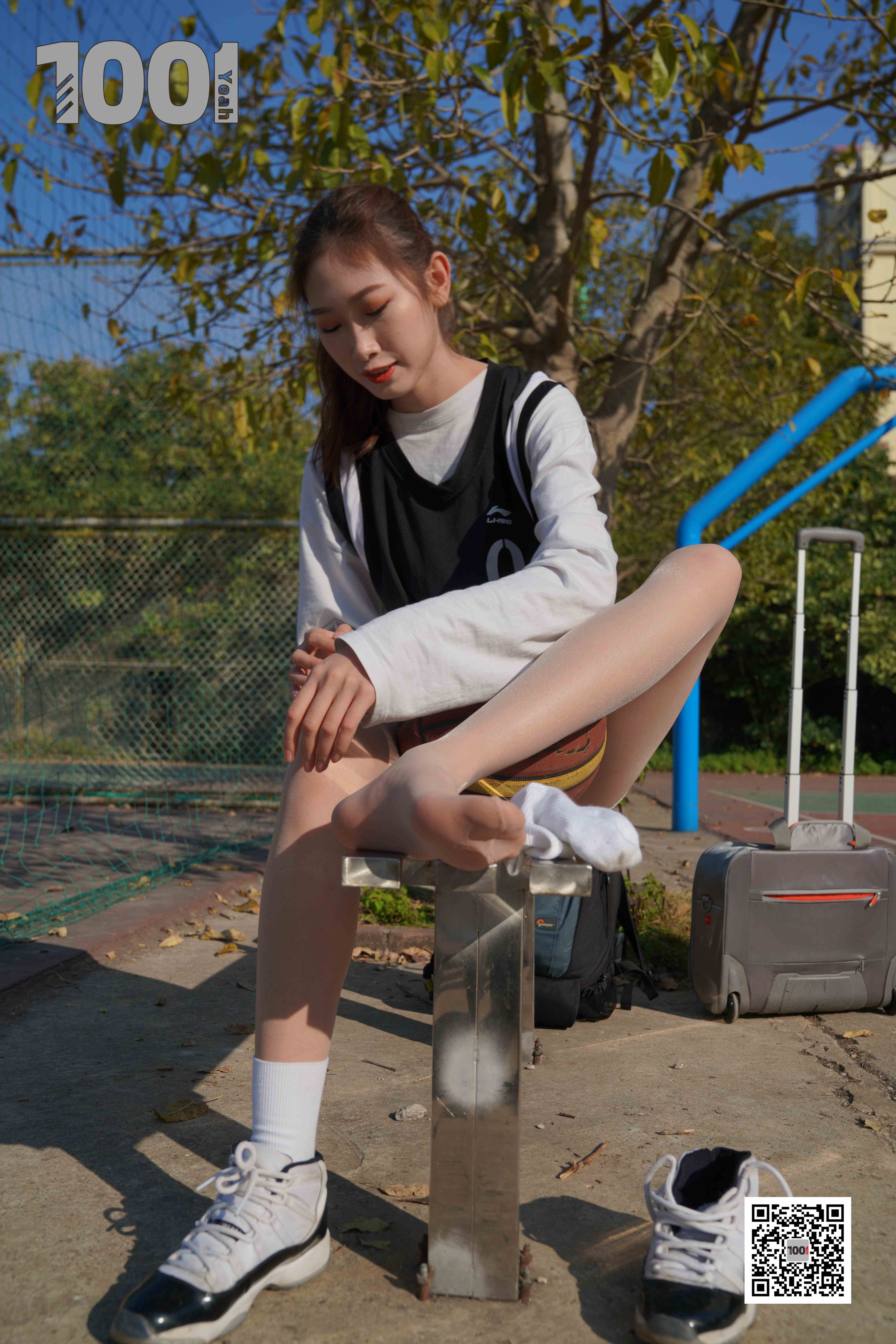 China Beauty Legs and feet 781-4