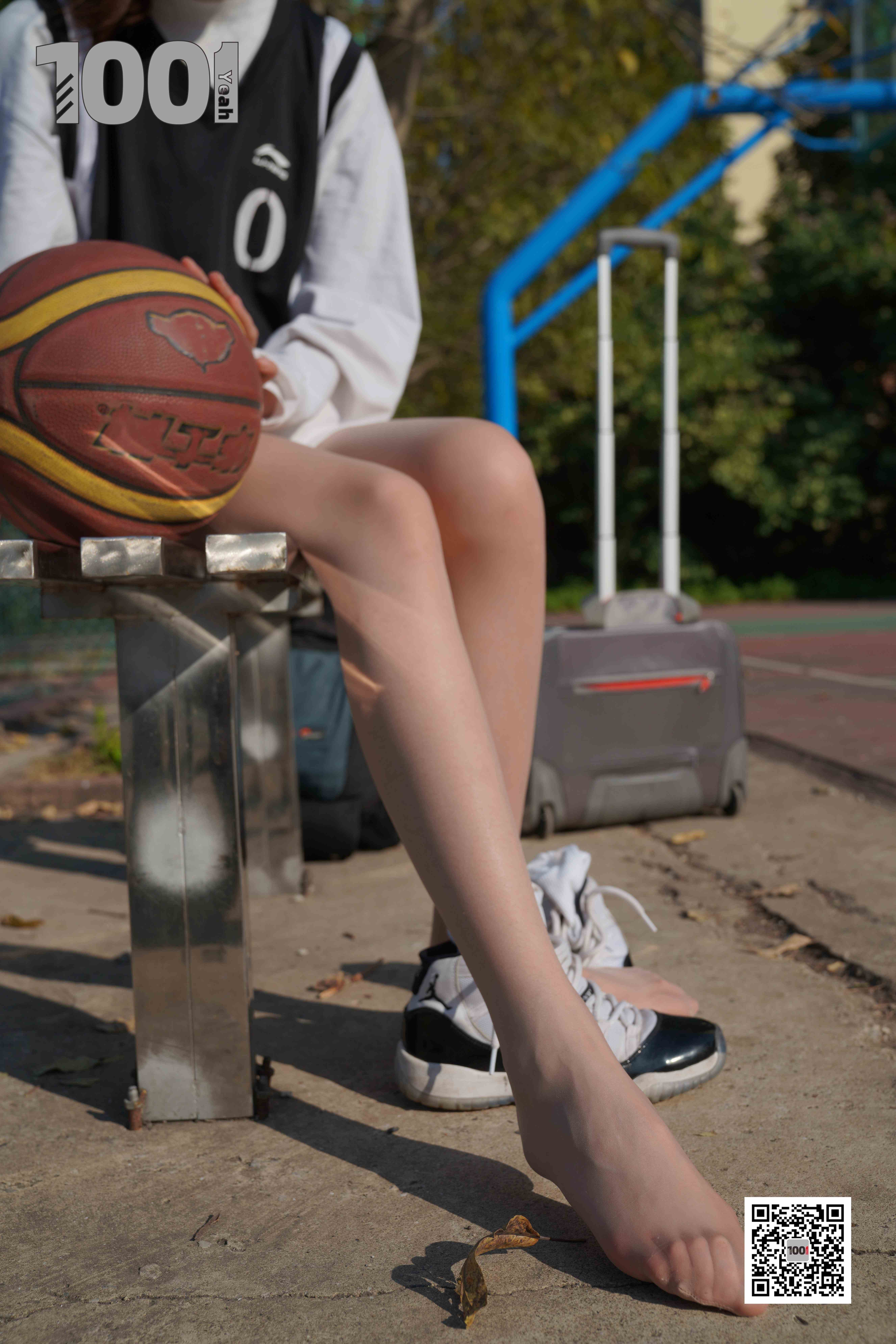 China Beauty Legs and feet 781-4