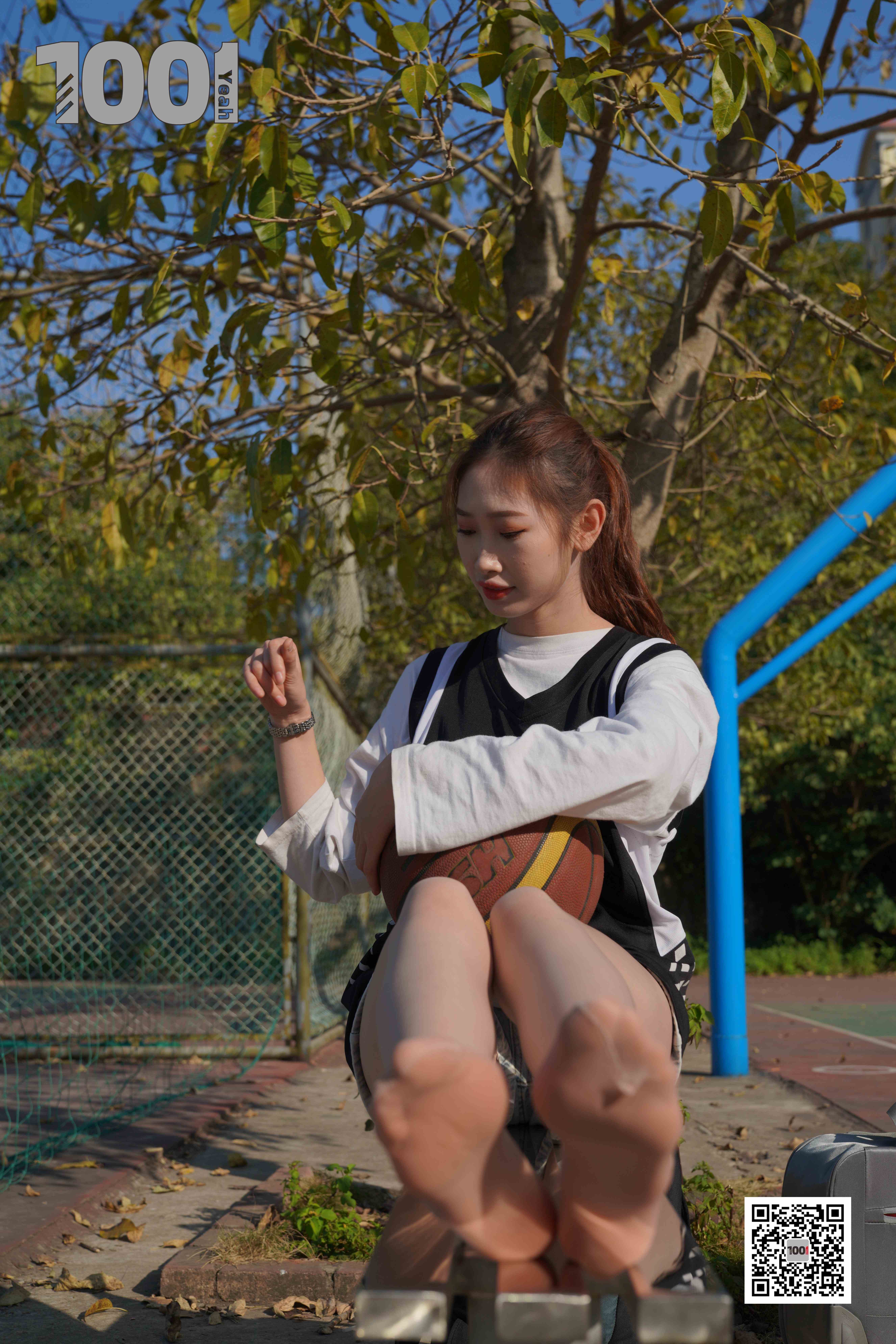 China Beauty Legs and feet 781-4