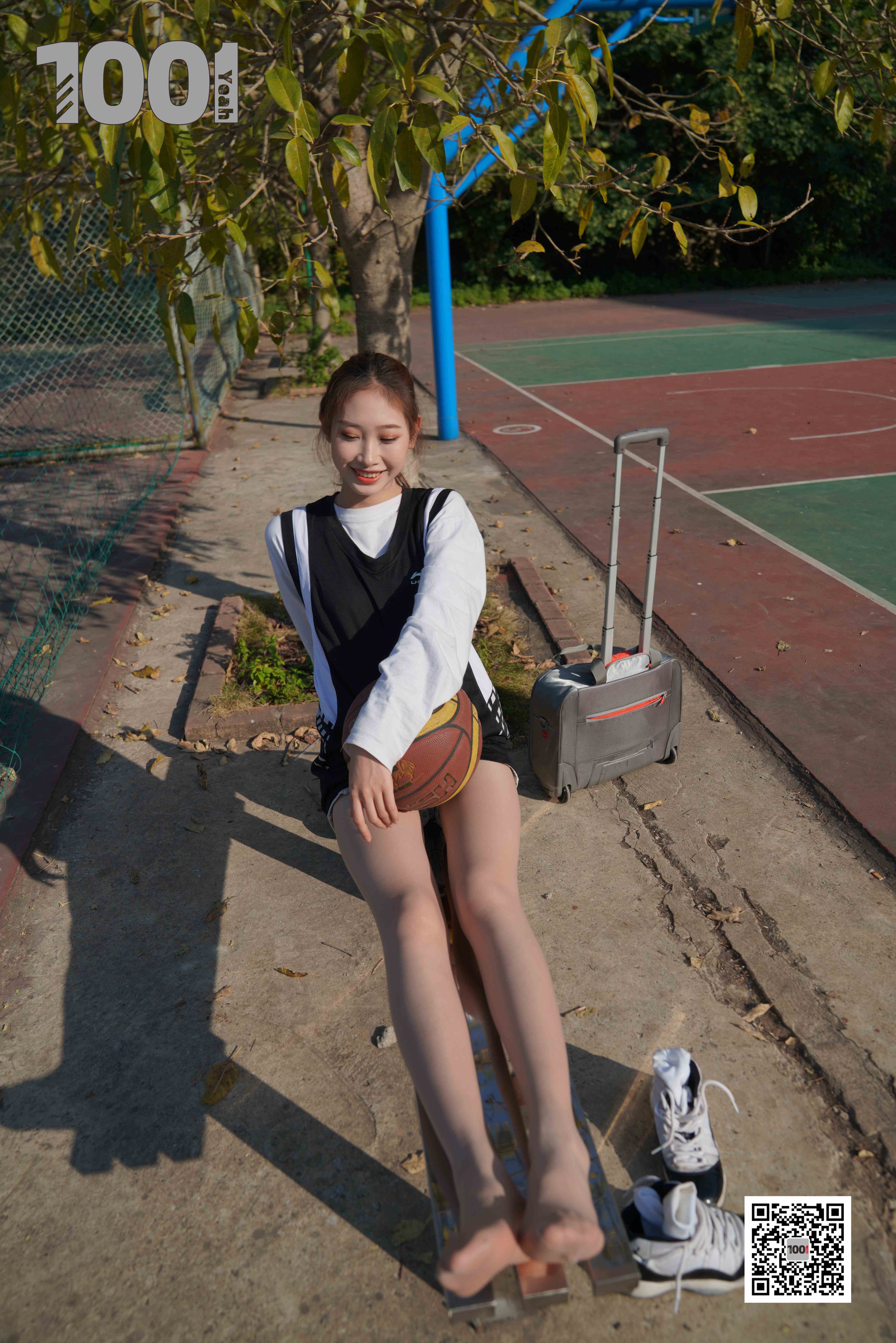 China Beauty Legs and feet 781-4