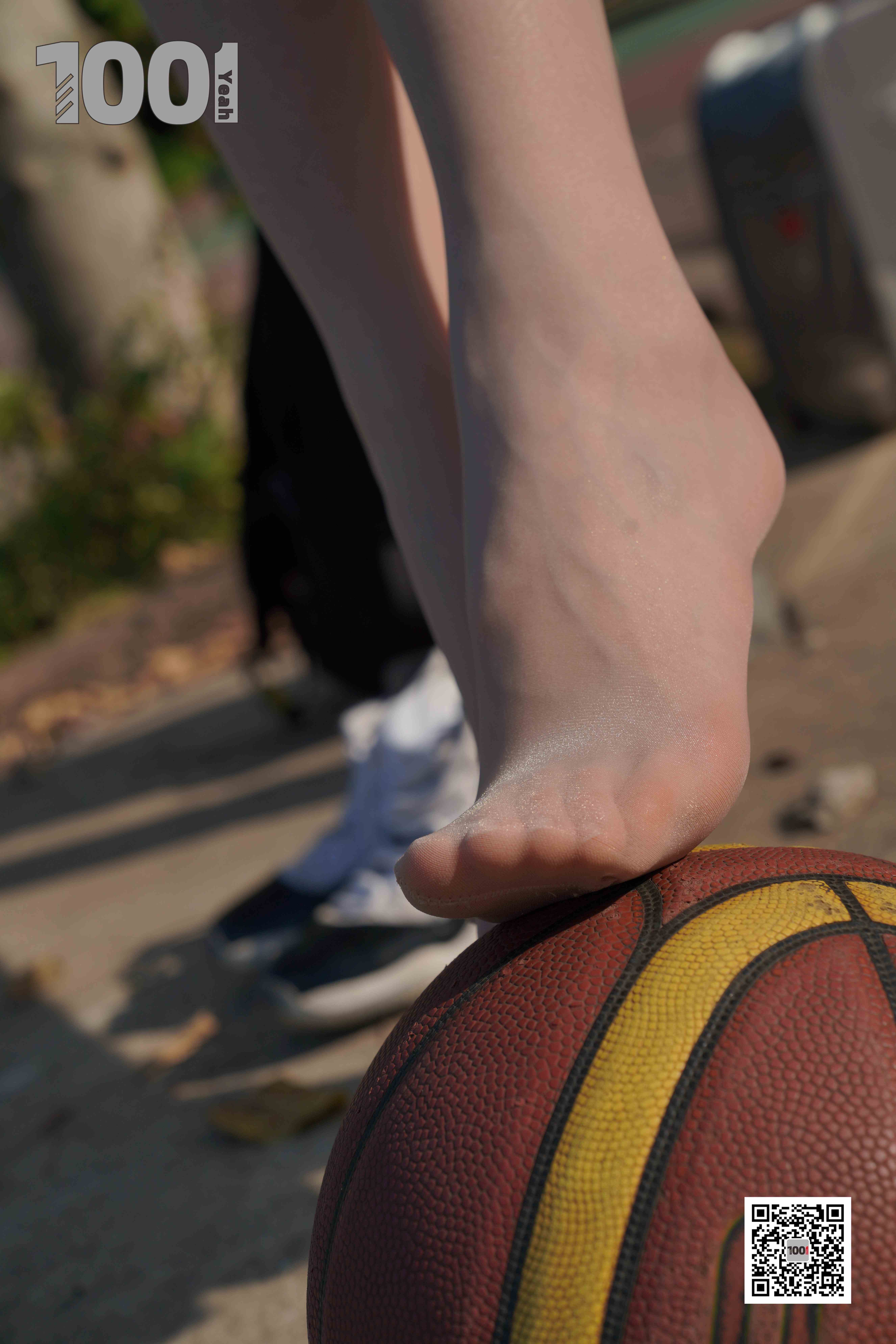 China Beauty Legs and feet 781-4