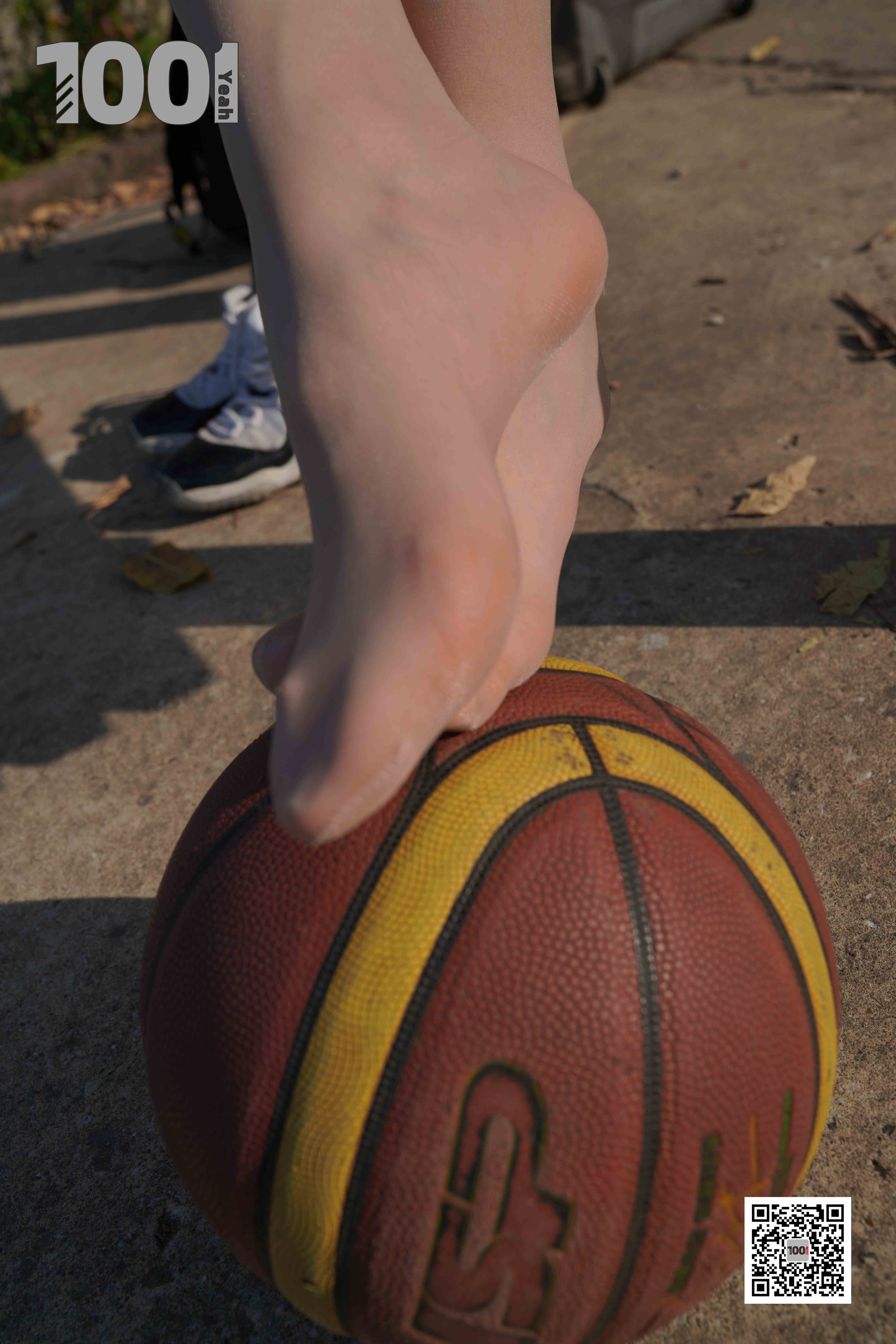 China Beauty Legs and feet 781-4