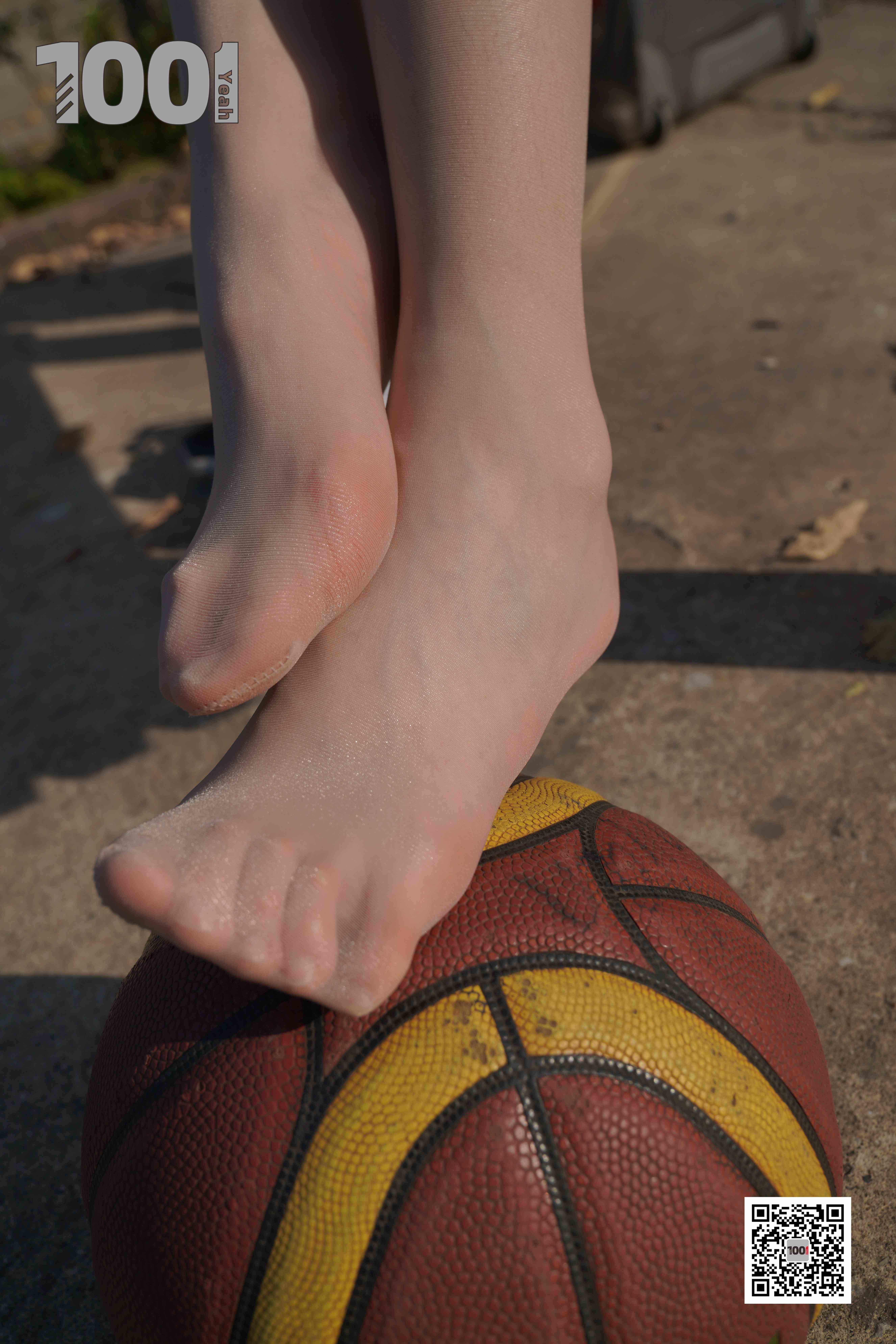 China Beauty Legs and feet 781-4