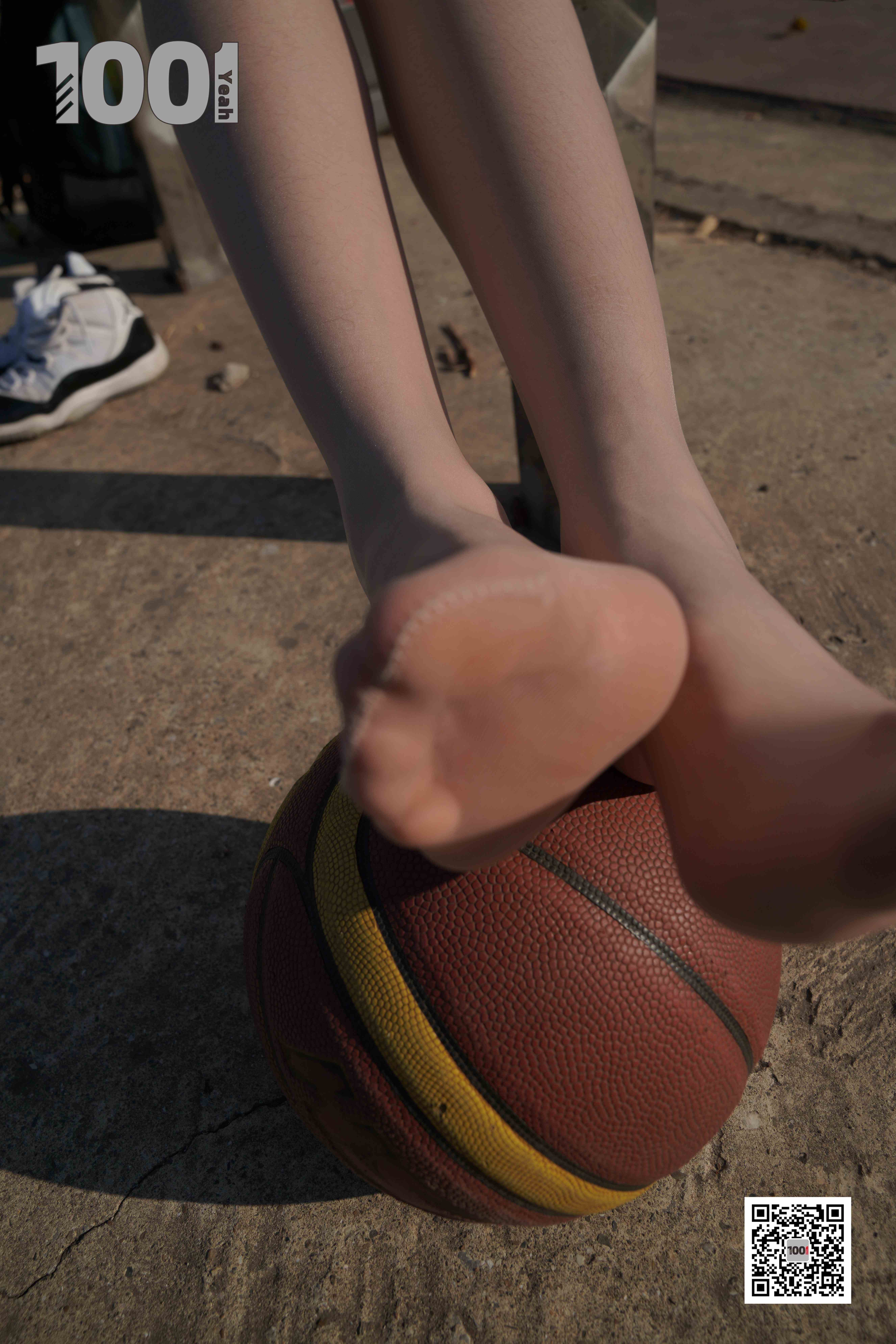 China Beauty Legs and feet 781-4