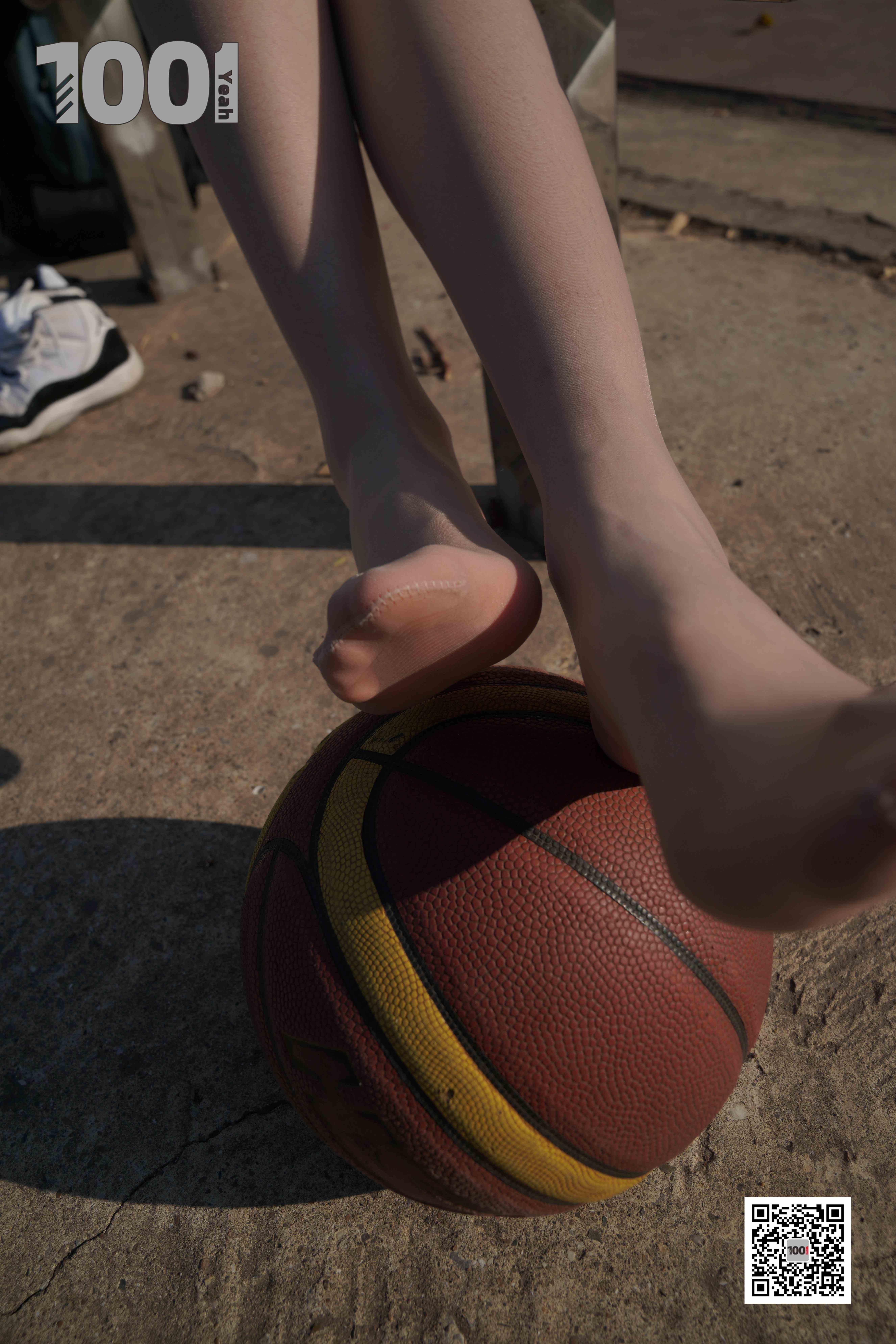 China Beauty Legs and feet 781-4