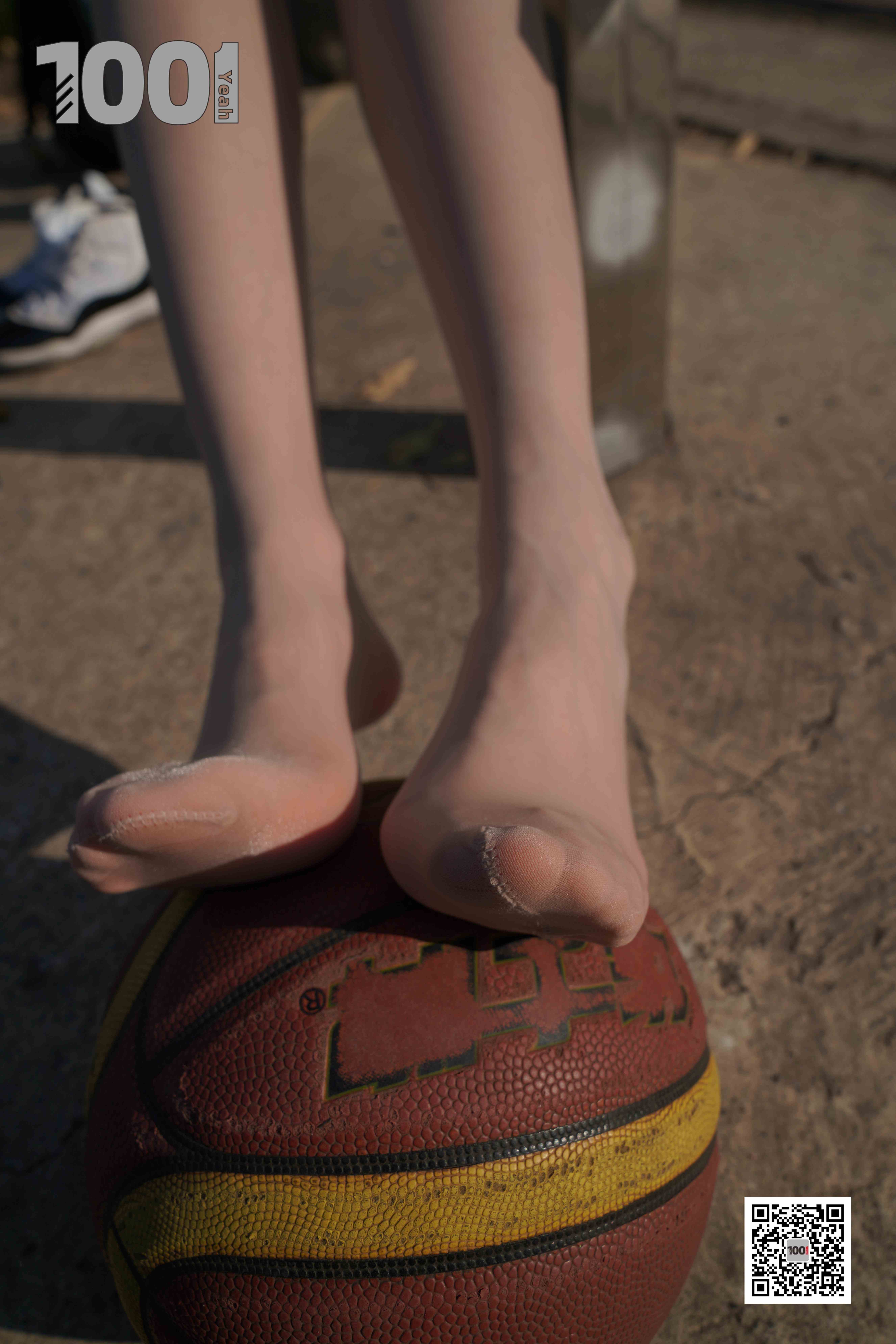 China Beauty Legs and feet 781-4