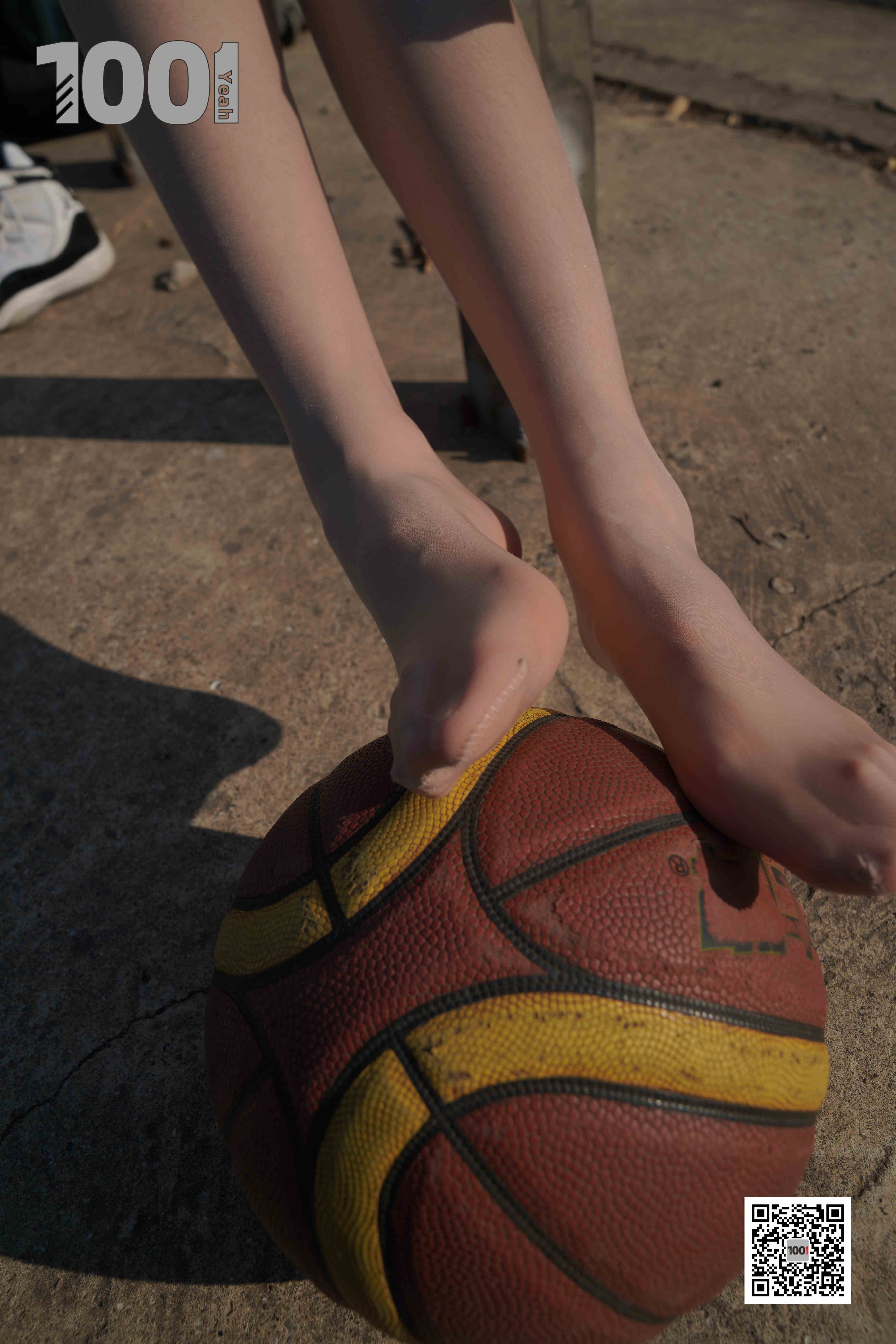 China Beauty Legs and feet 781-4