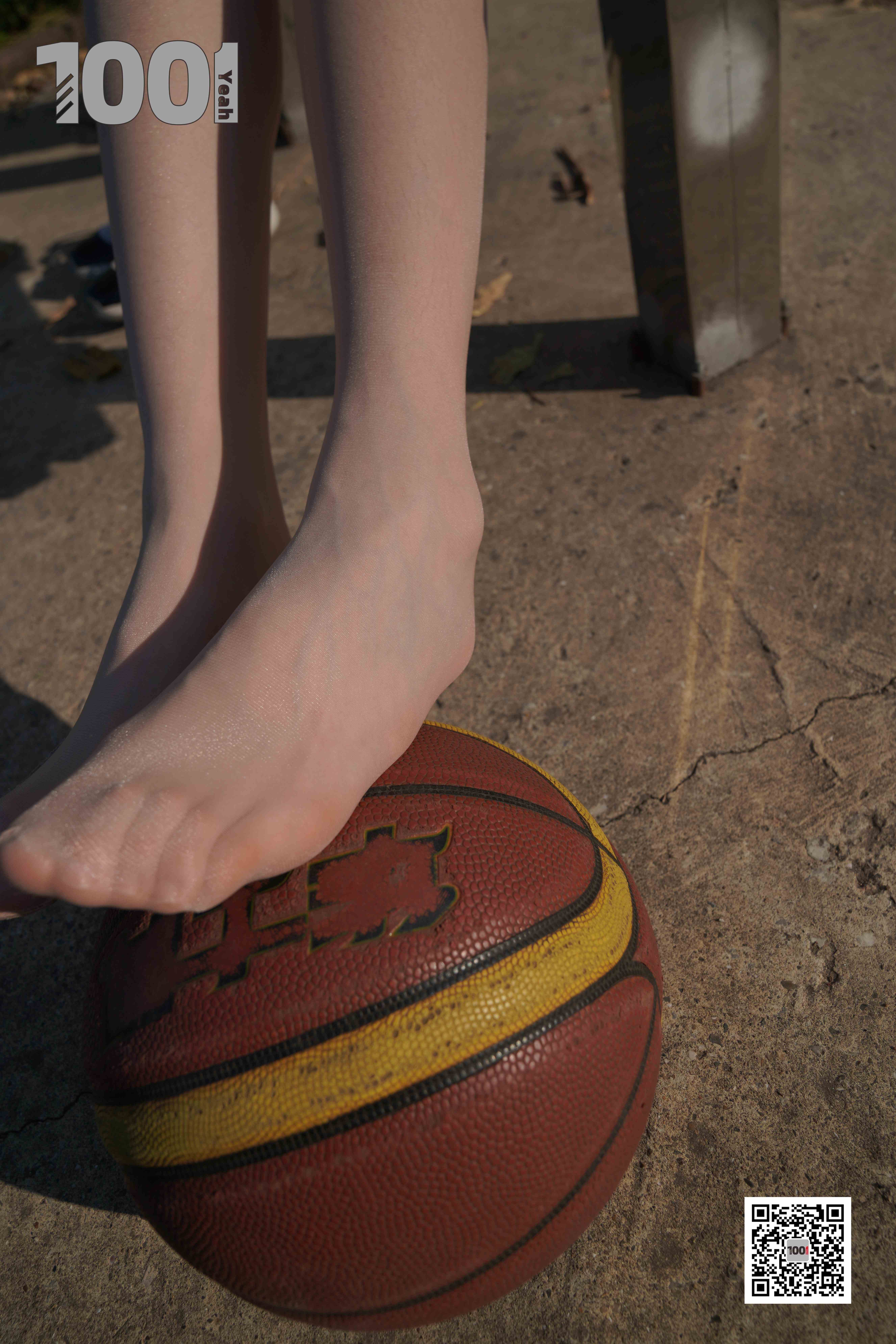 China Beauty Legs and feet 781-4