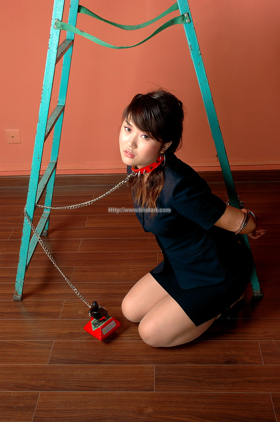 Chinese lady bondage 260-1