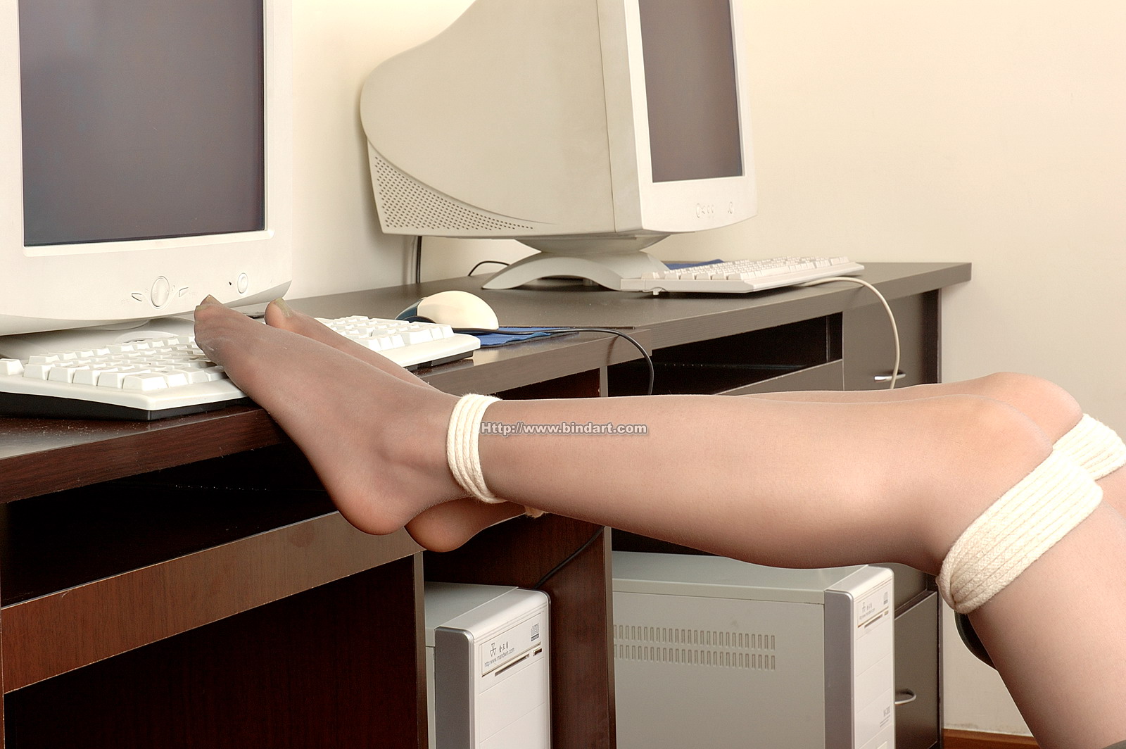 Chinese lady bondage 264-2