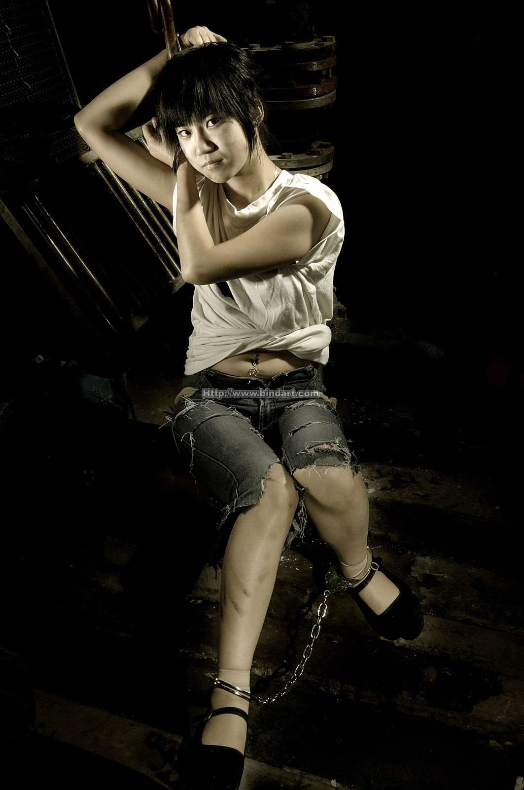 Chinese lady bondage 284-2