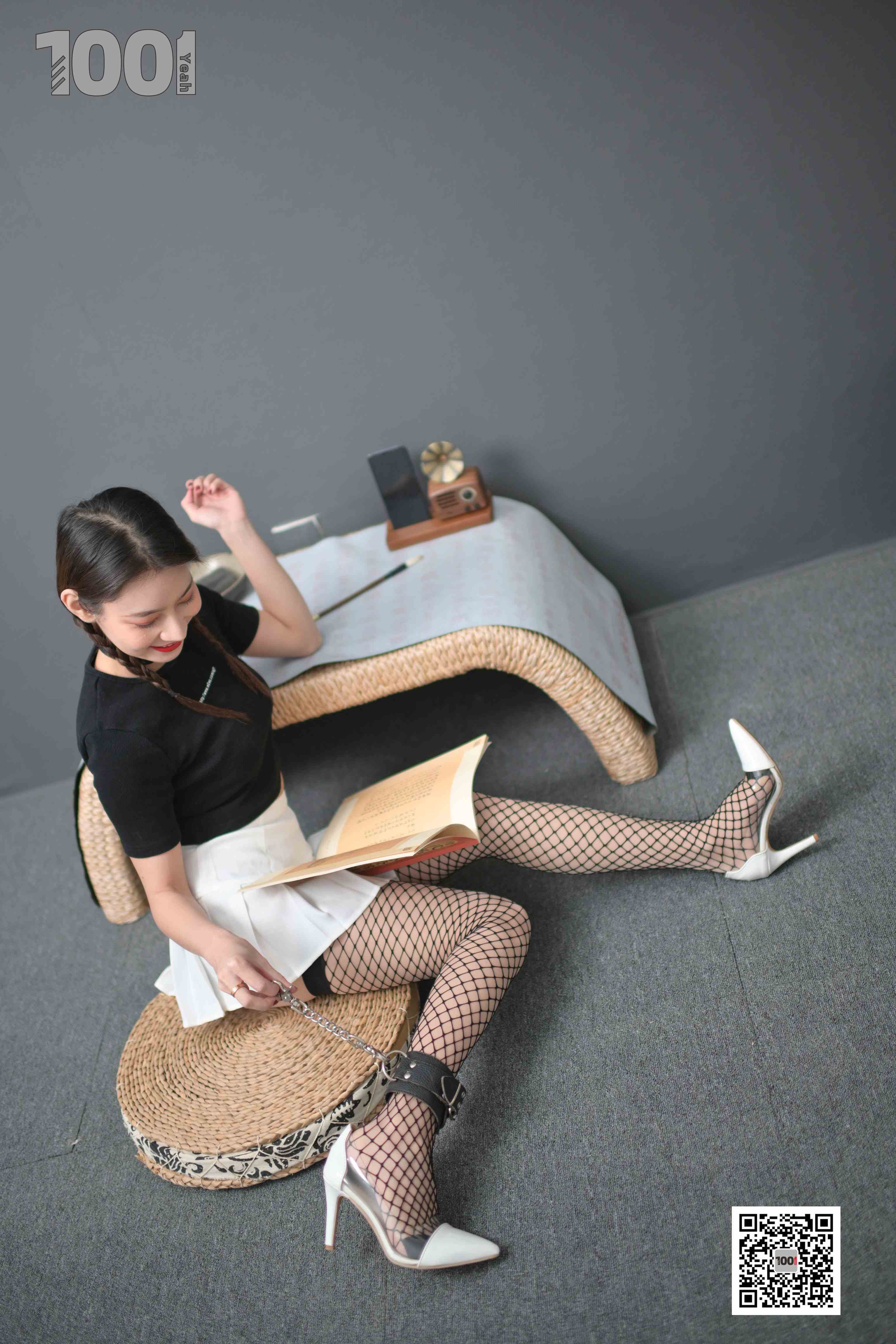 China Beauty Legs and feet 785-1