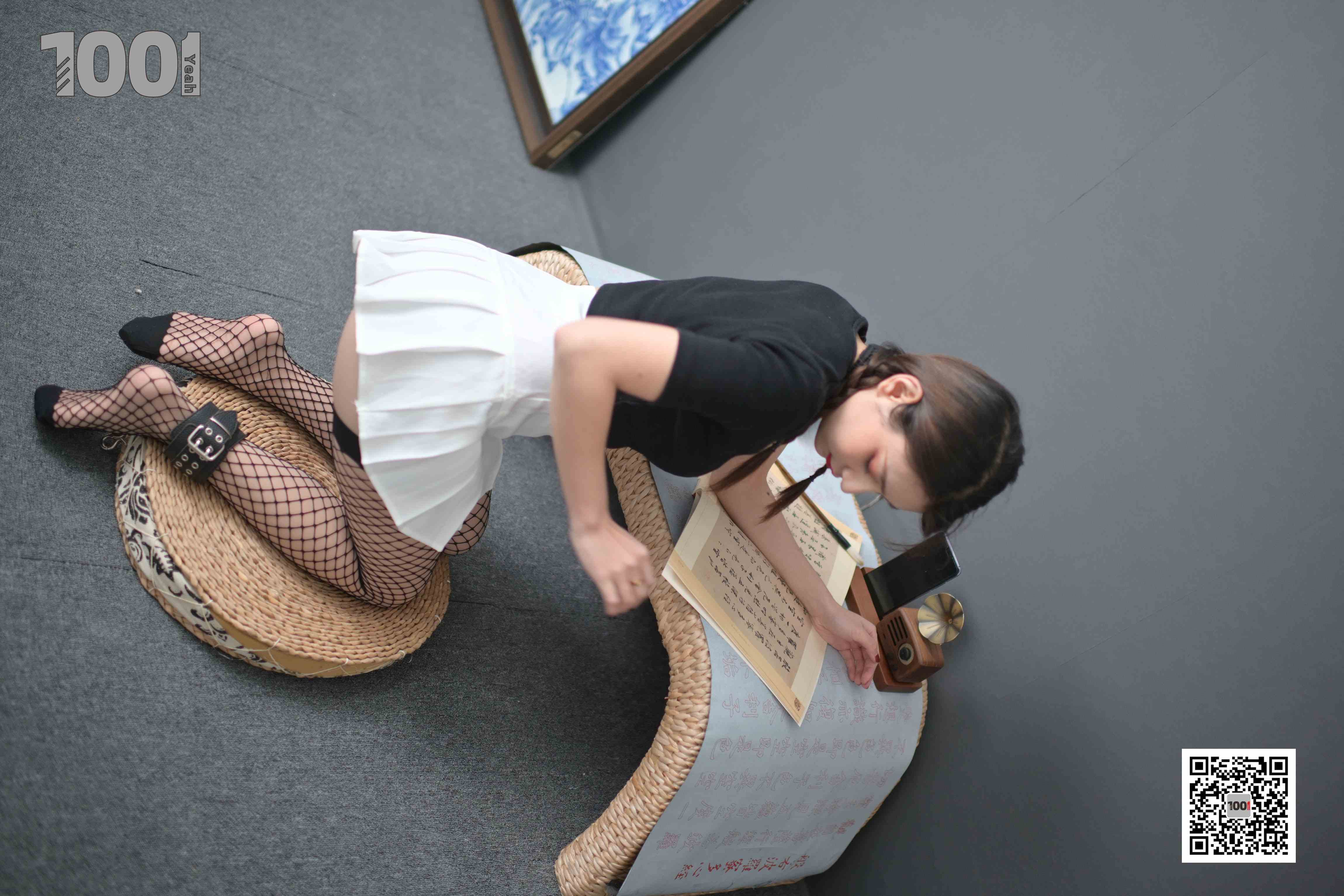 China Beauty Legs and feet 785-1