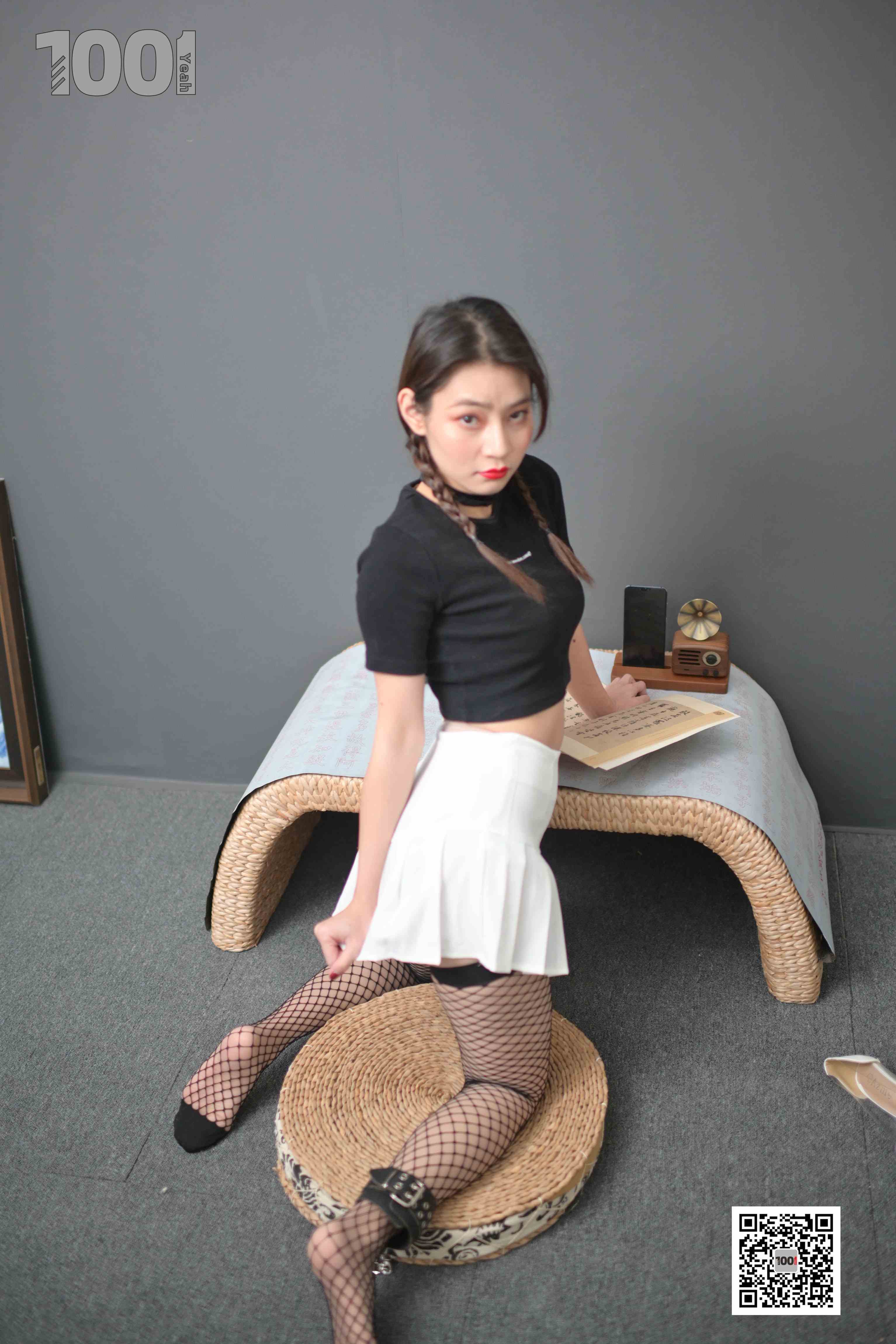 China Beauty Legs and feet 785-1