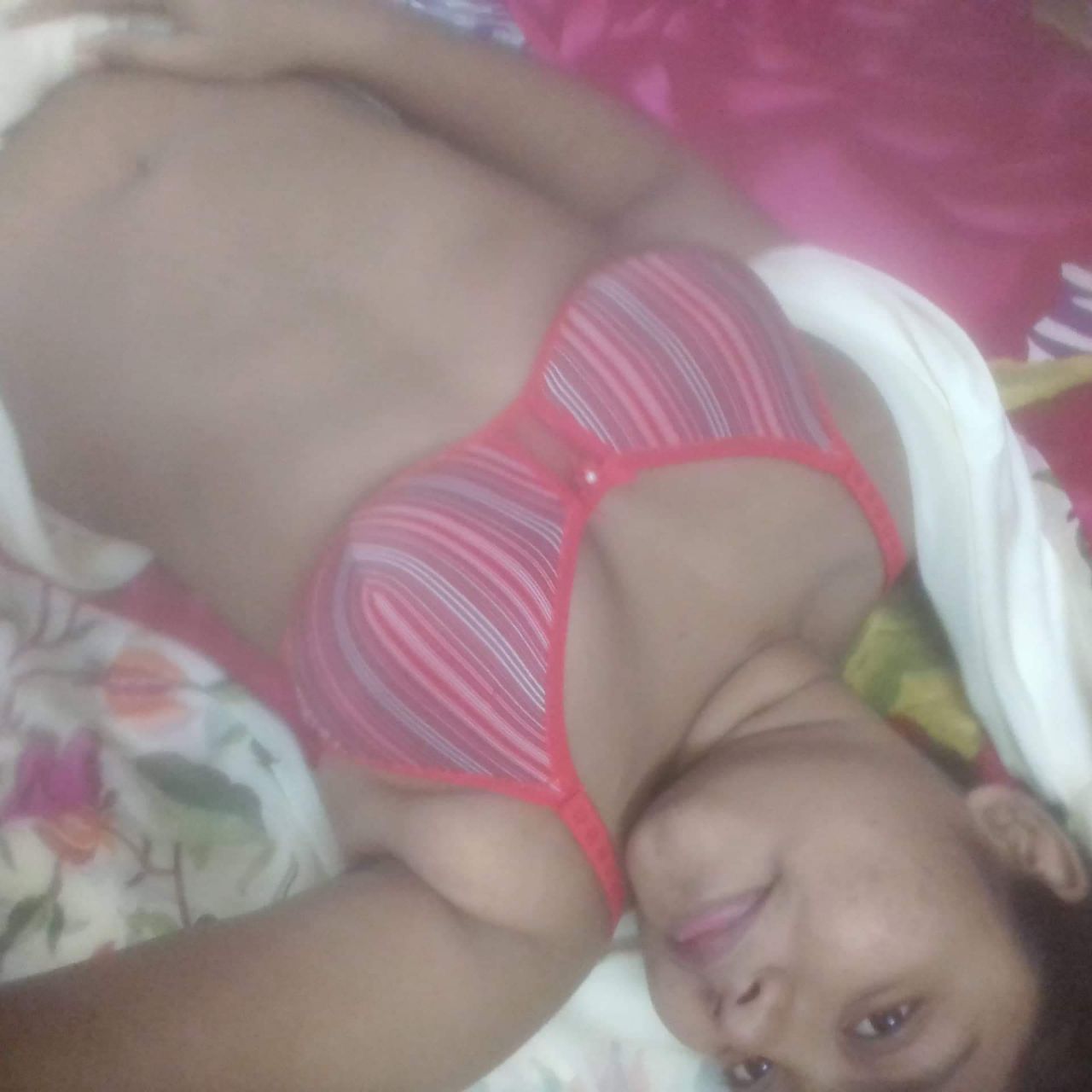 Village College  Cute Girl বিডিও কাম সার্ভিস চালু আছে ভার্জি