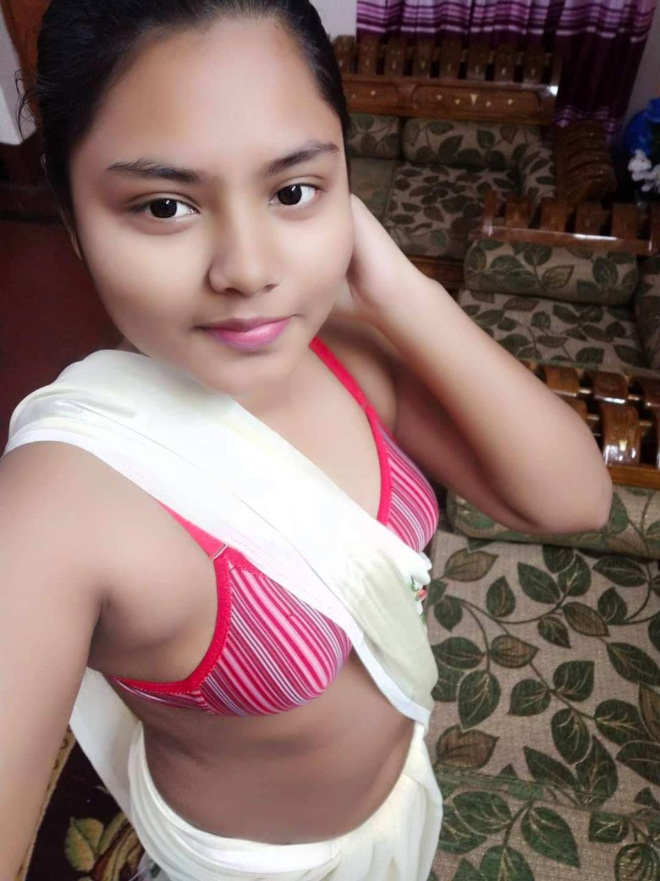Village College  Cute Girl বিডিও কাম সার্ভিস চালু আছে ভার্জি