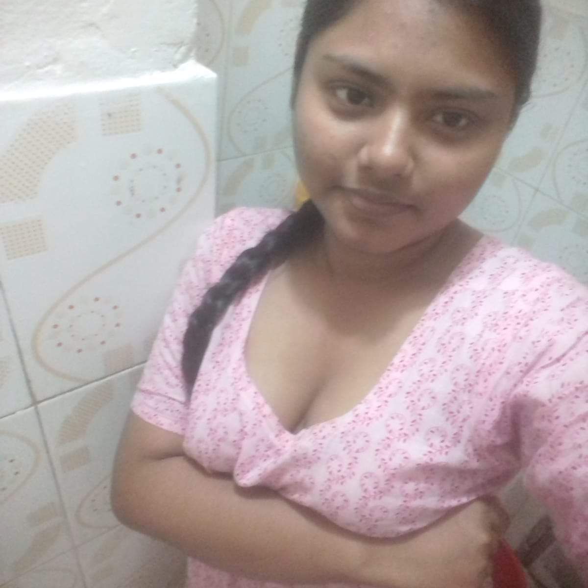 Village College  Cute Girl বিডিও কাম সার্ভিস চালু আছে ভার্জি