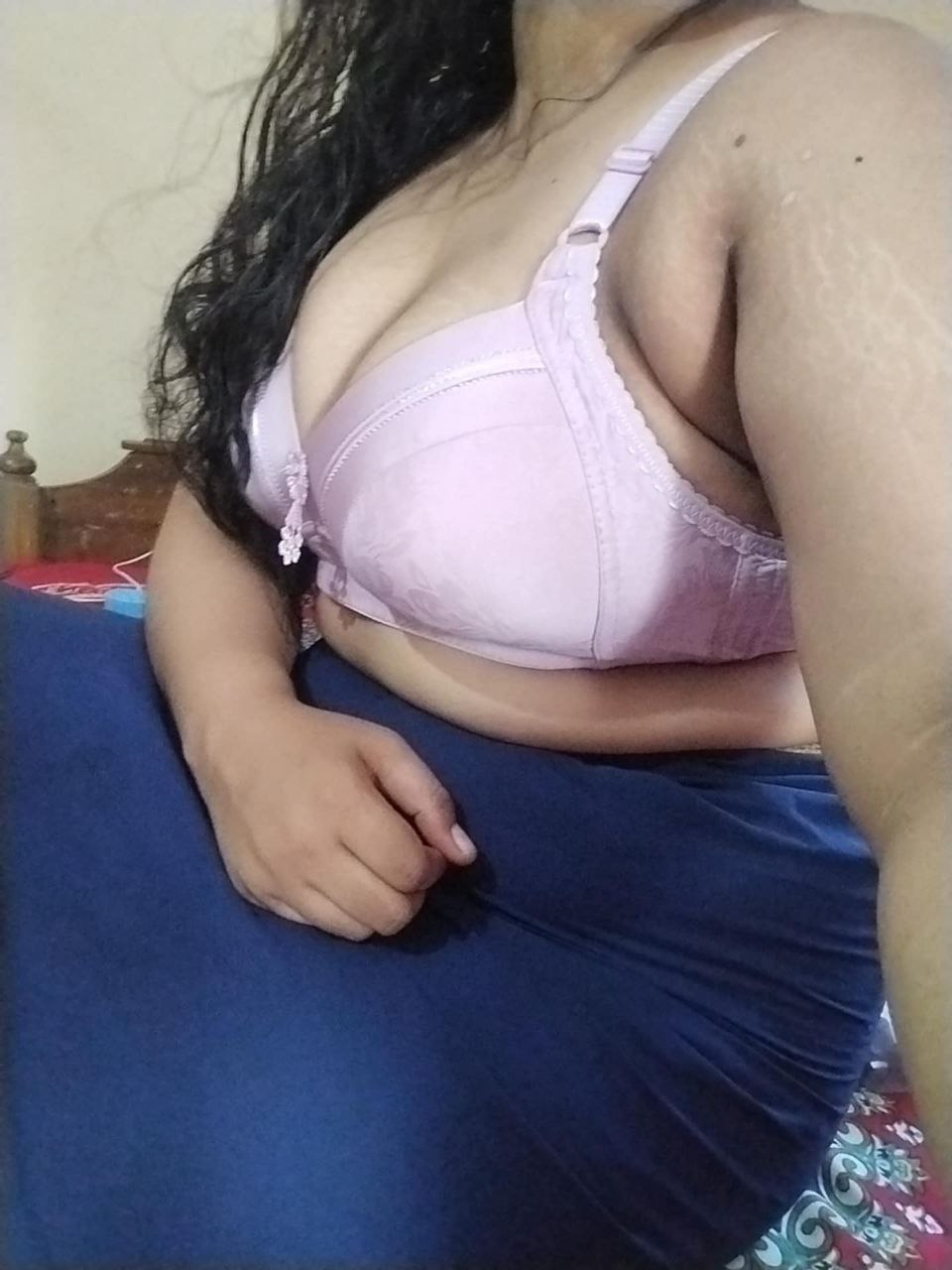 Shown Boobs and Pussy